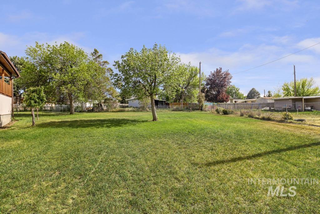 2148 Alta Vista Circle Property Photo 33