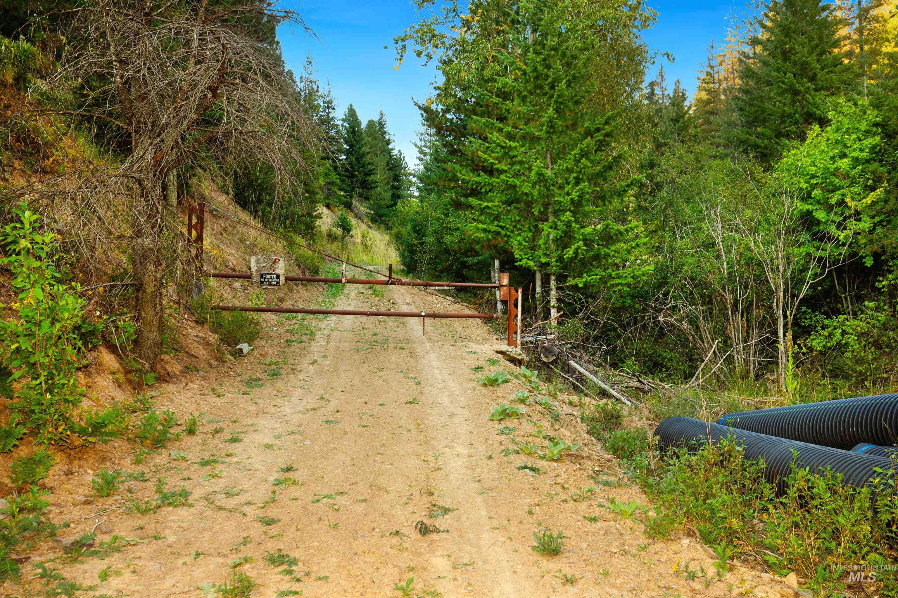Nna-e Silver Valley Road Property Photo 3