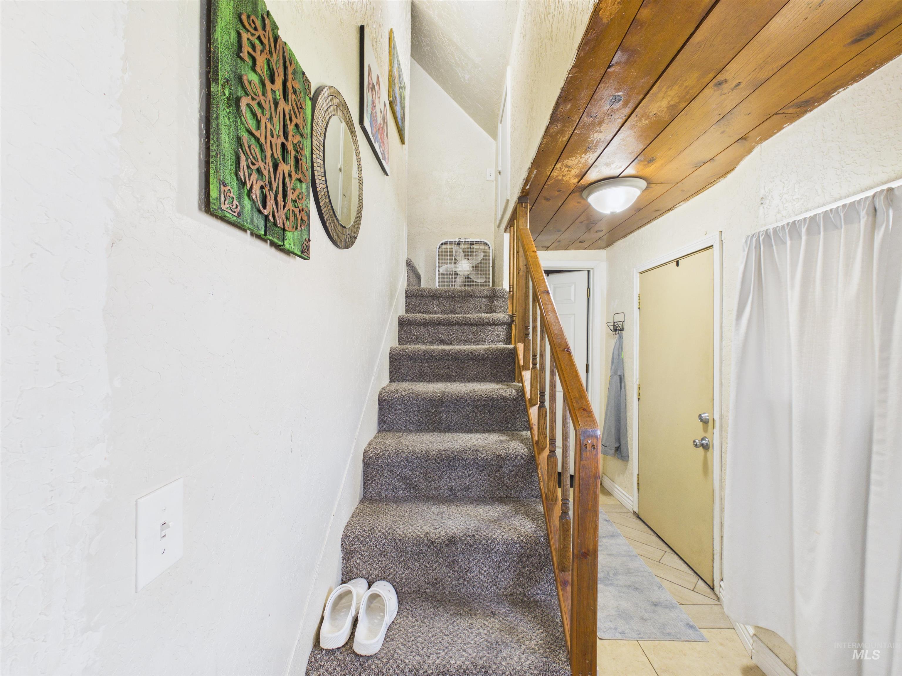 1448 Malta Ave Property Photo 15
