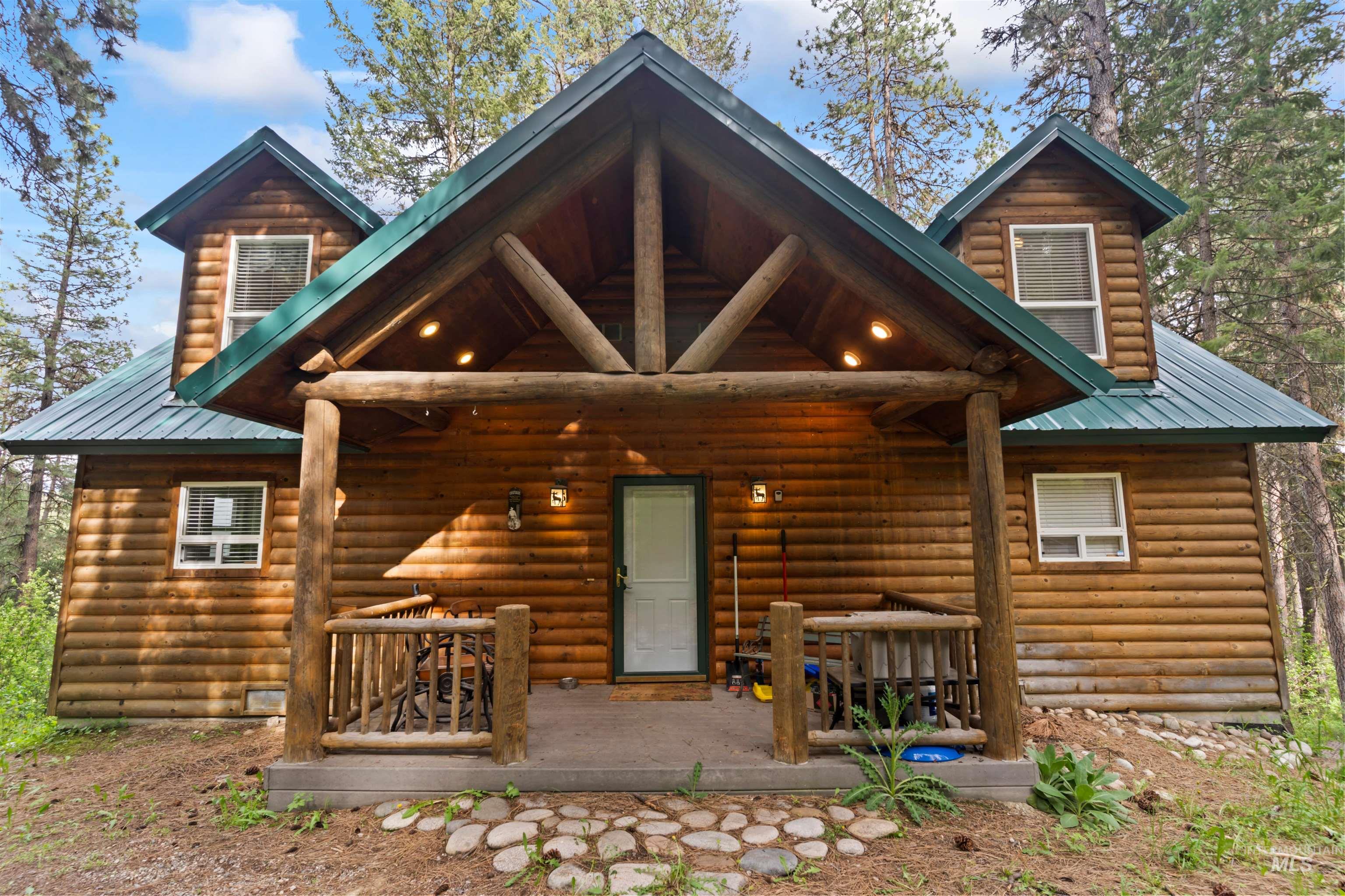 9 Deer Valley Rd. Property Photo 2
