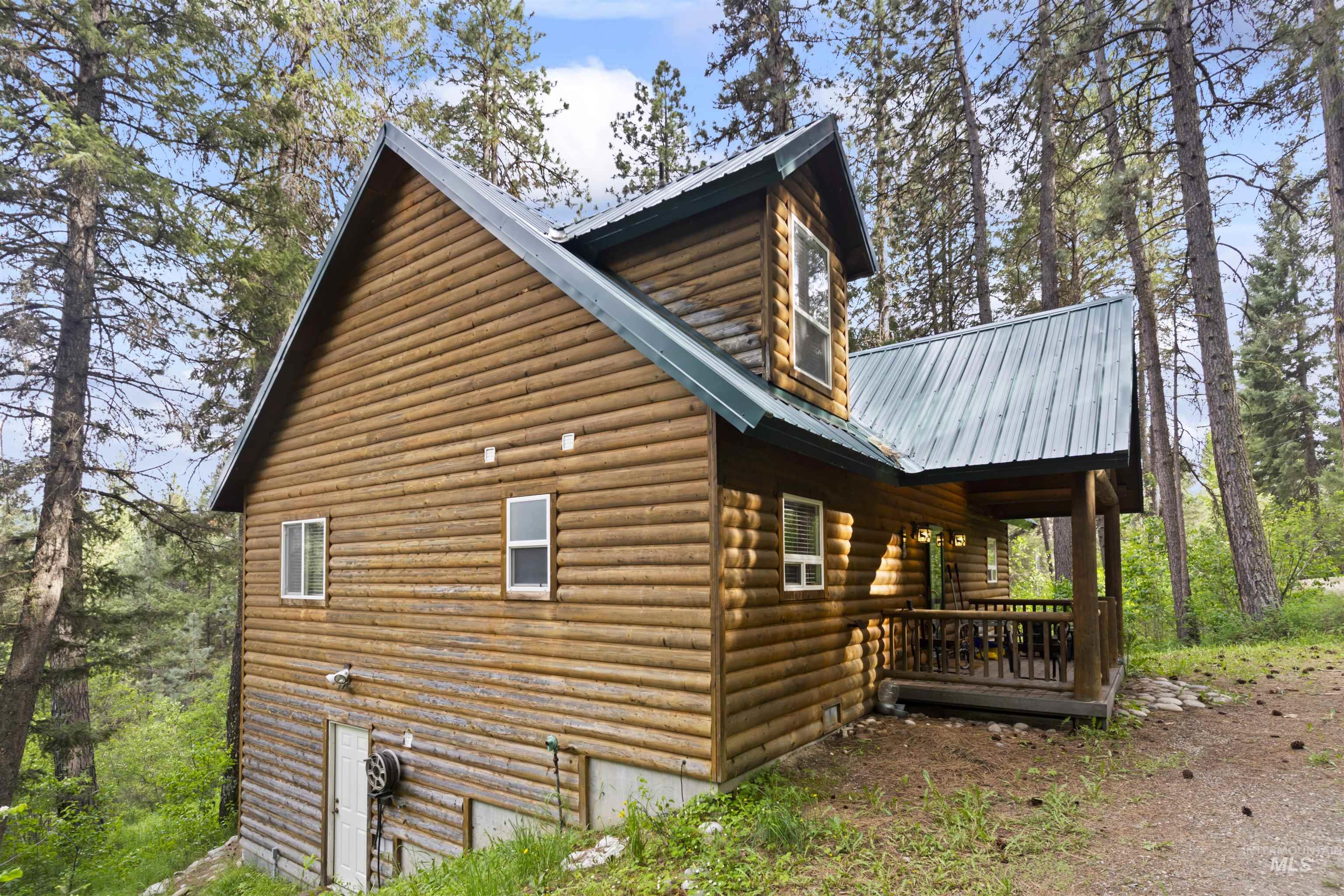 9 Deer Valley Rd. Property Photo 4