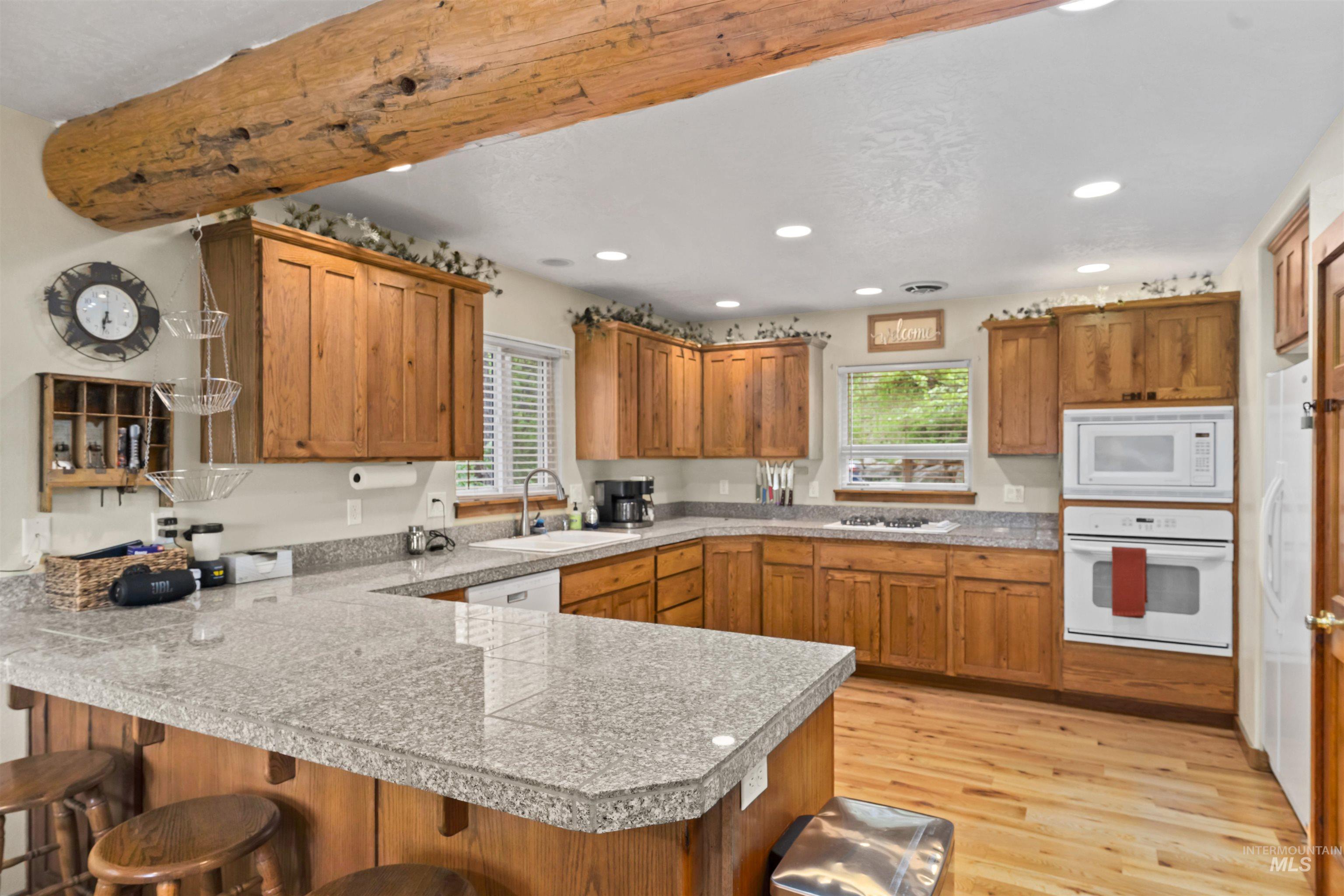 9 Deer Valley Rd. Property Photo 11