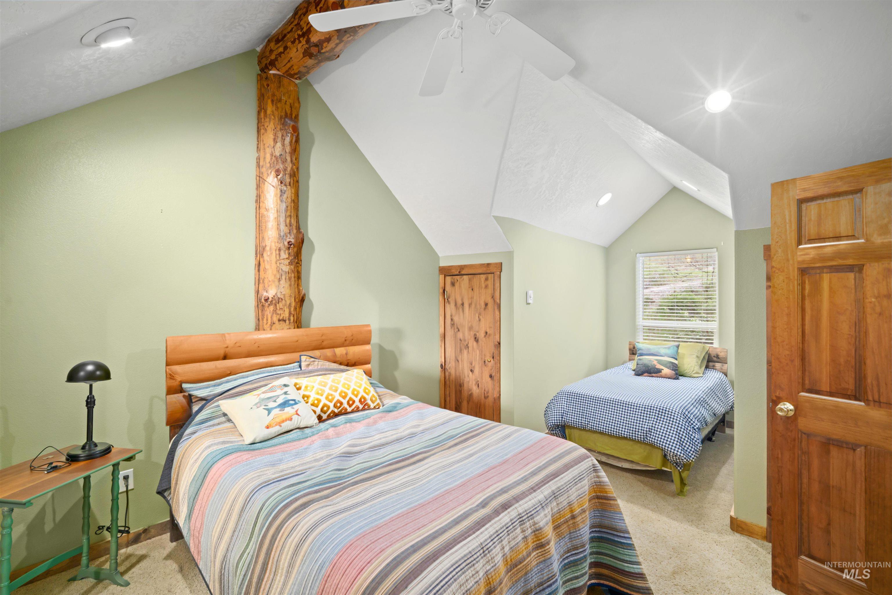 9 Deer Valley Rd. Property Photo 15