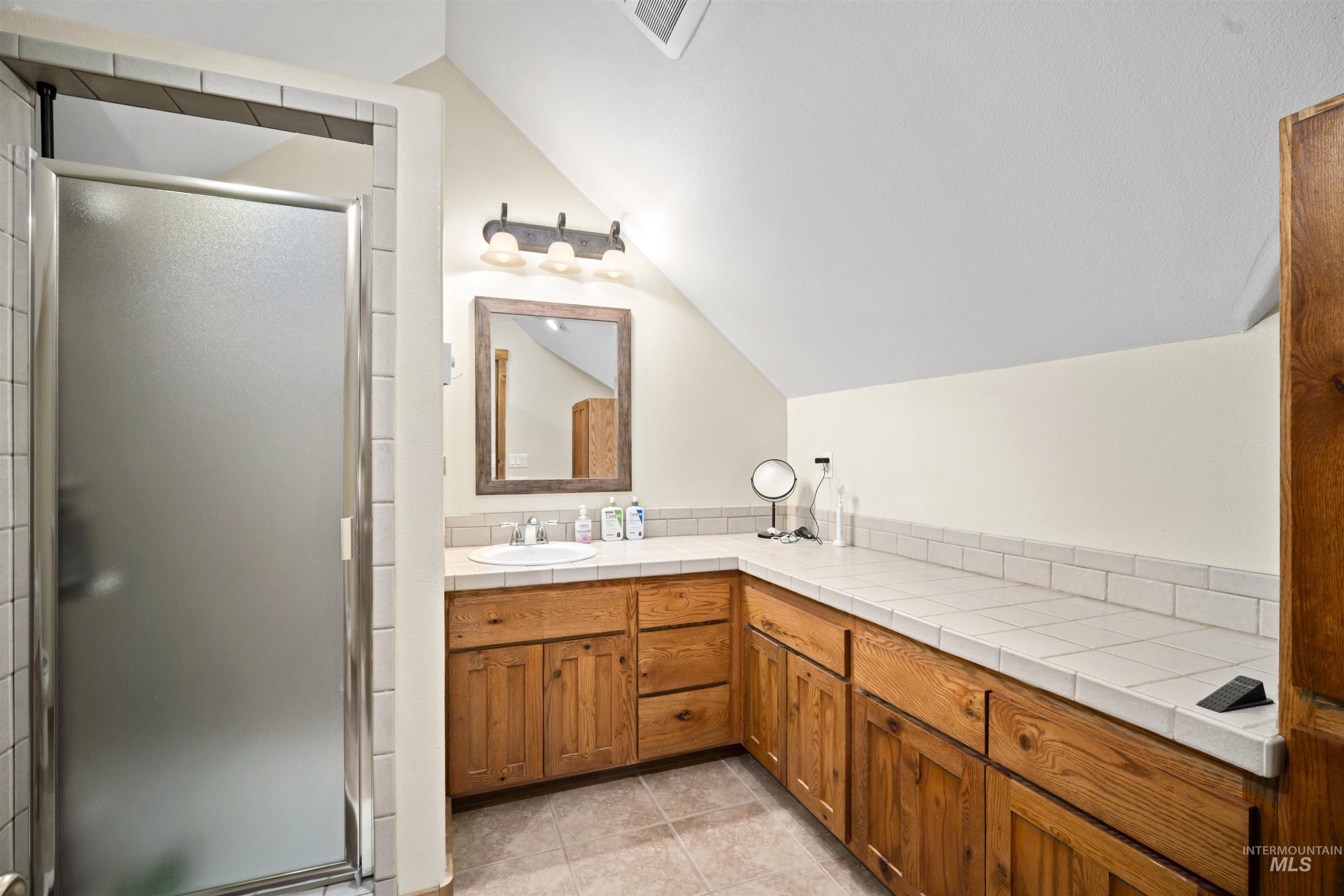 9 Deer Valley Rd. Property Photo 17