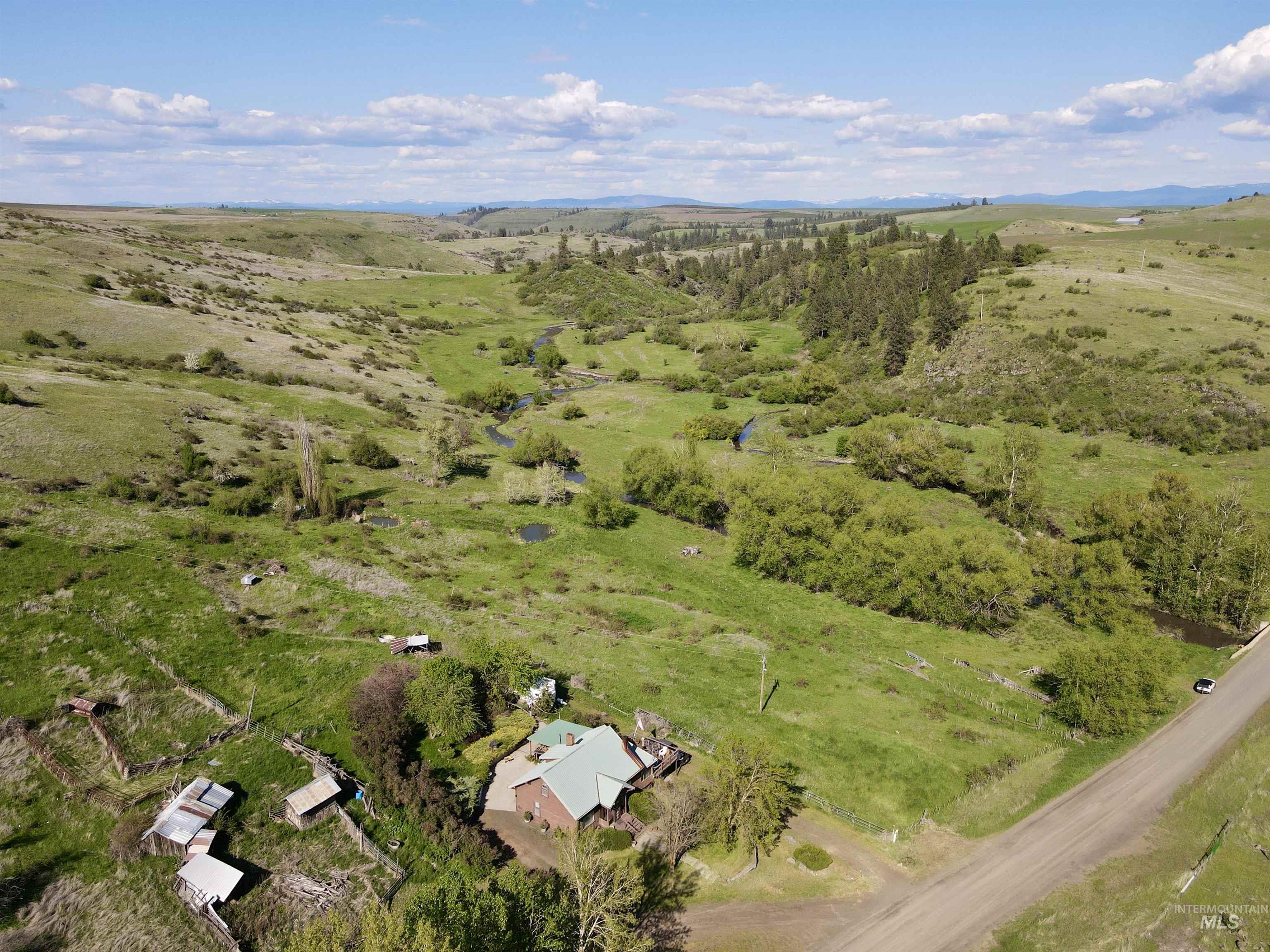 1349 Reservation Line Road Property Photo 6