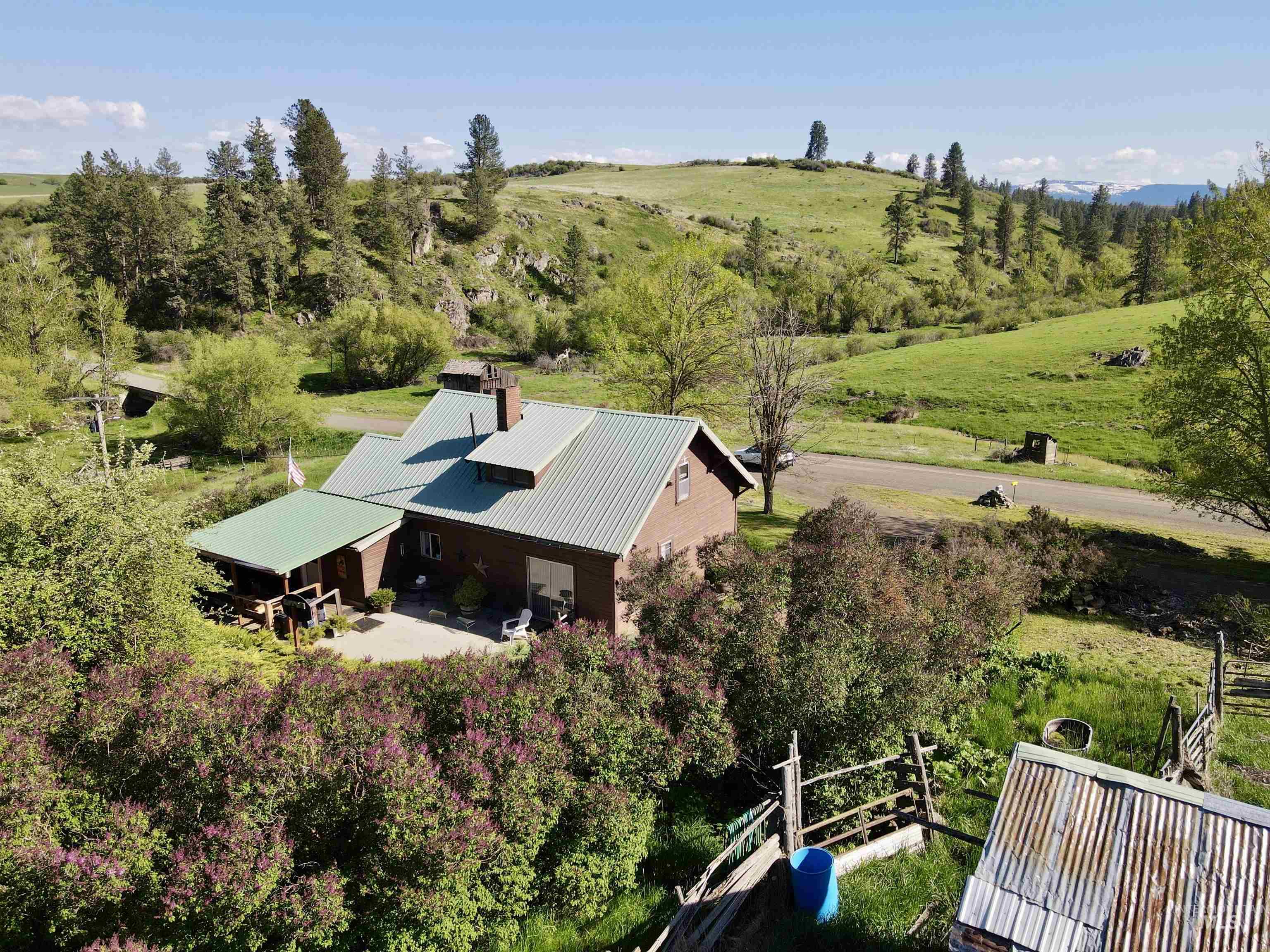 1349 Reservation Line Road Property Photo 14