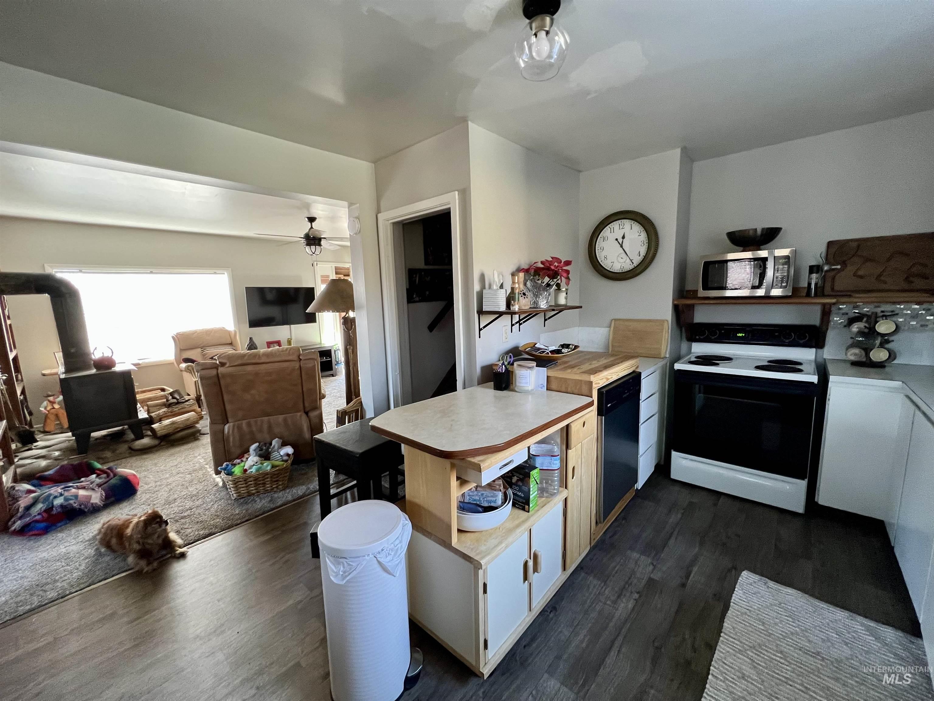 1349 Reservation Line Road Property Photo 17