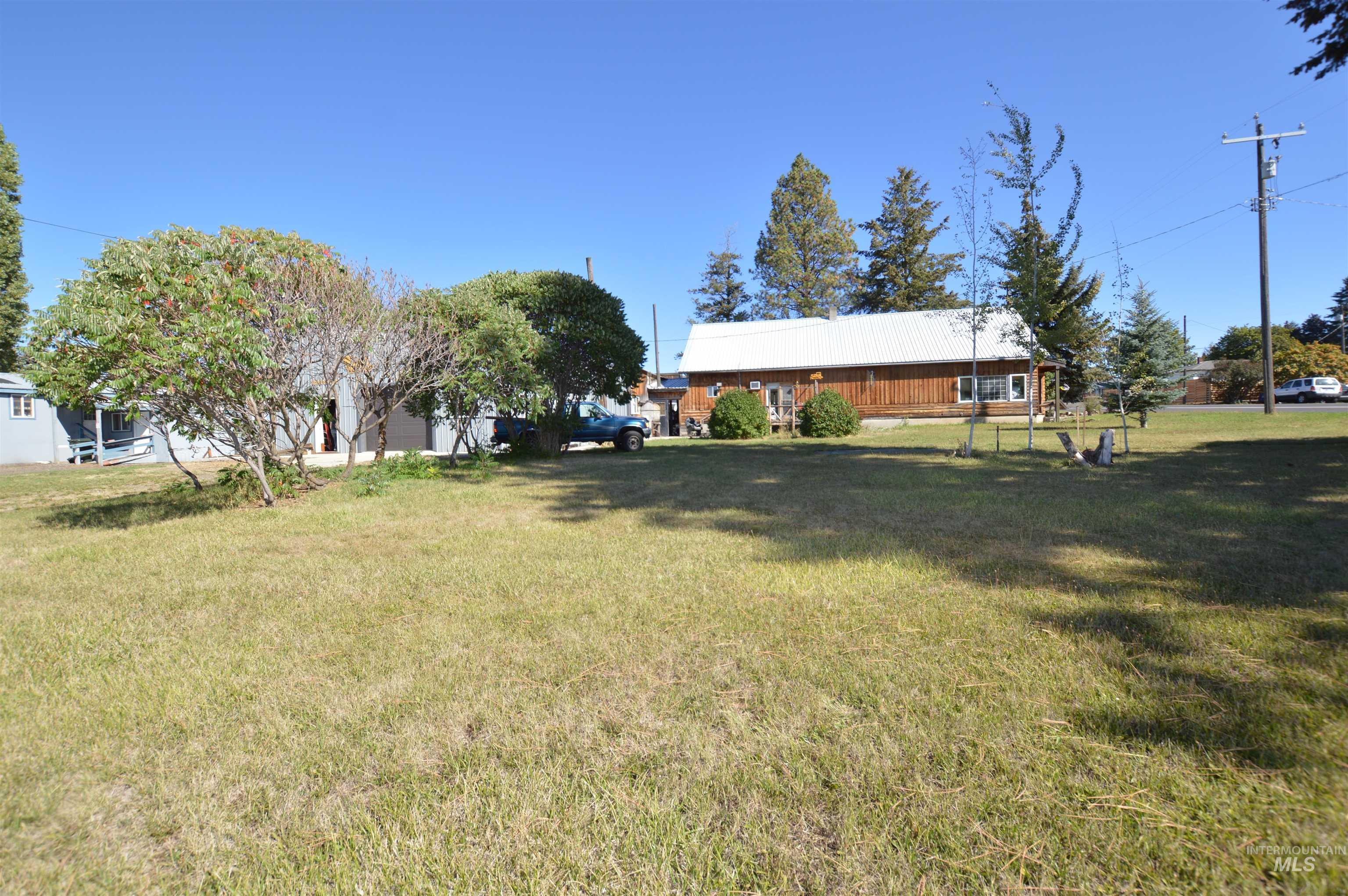 510 E Main St. Property Photo 3