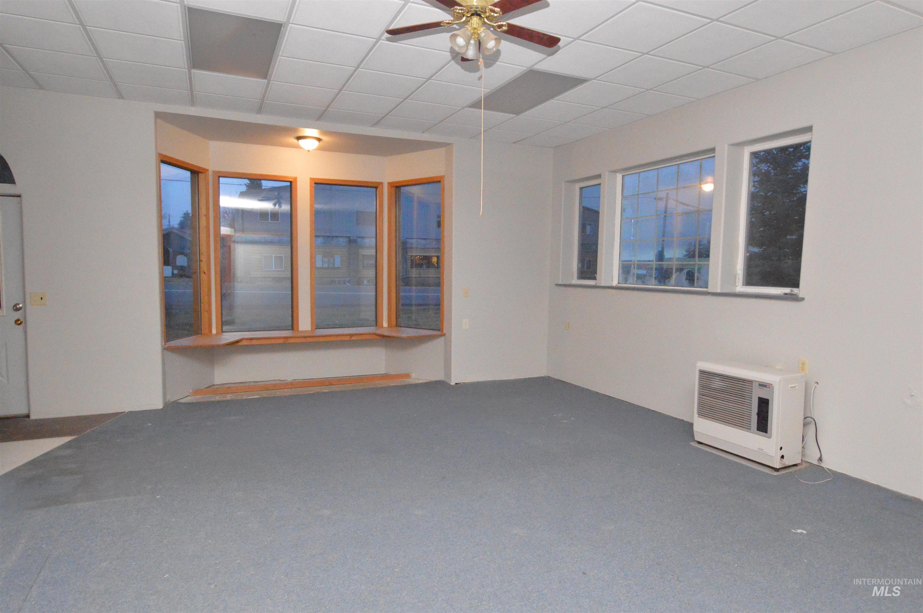 510 E Main St. Property Photo 17