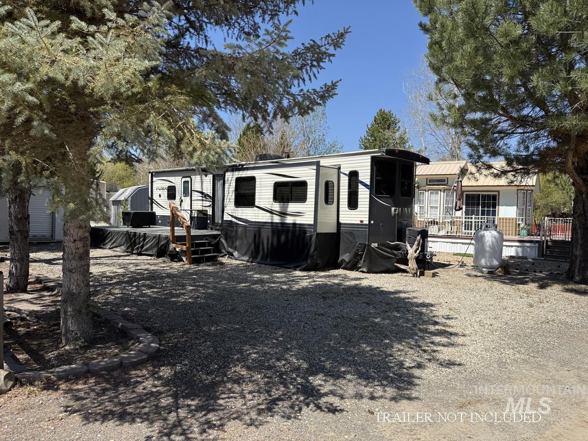 8 P Street Property Photo 2