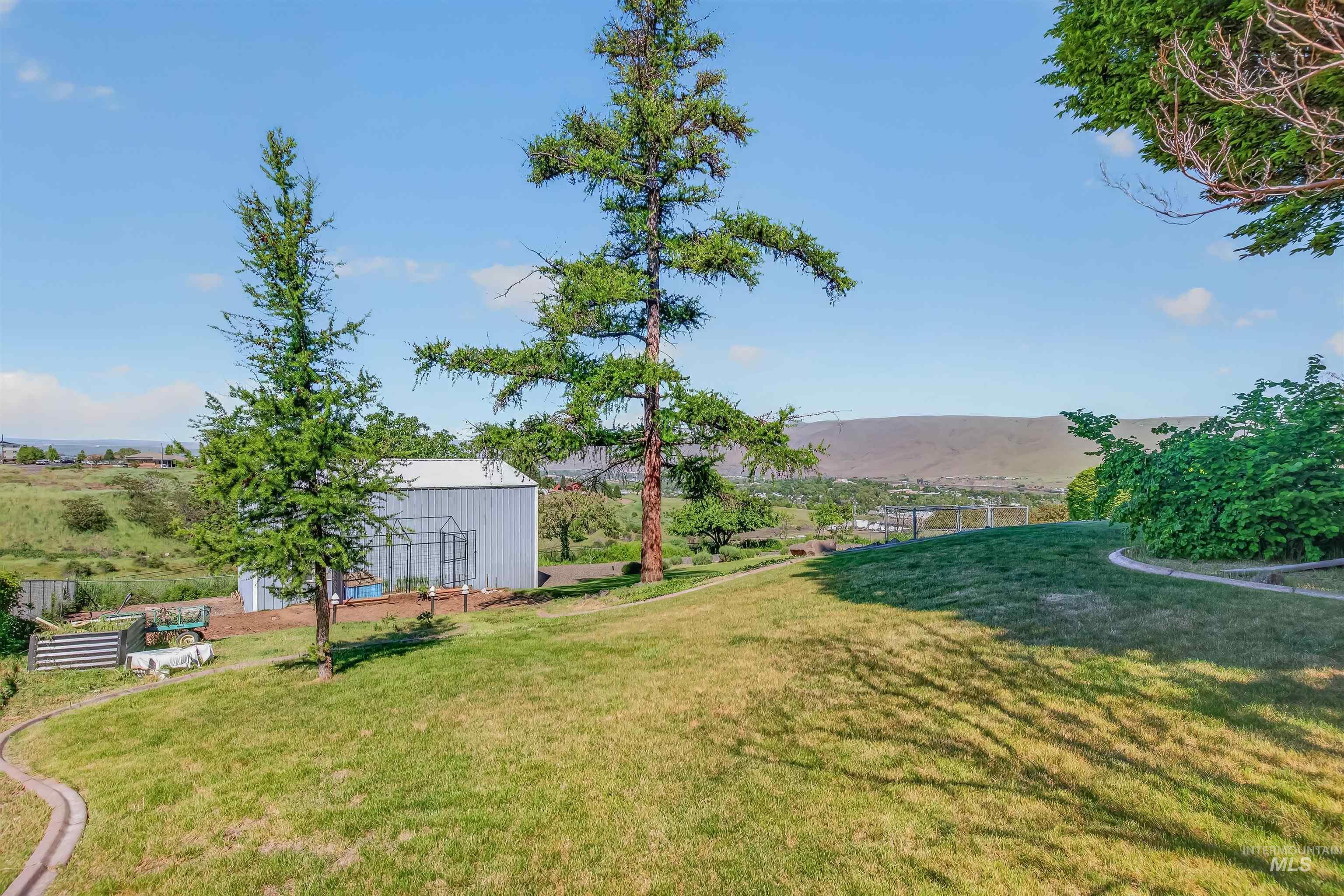 2720 6th Street Property Photo 46