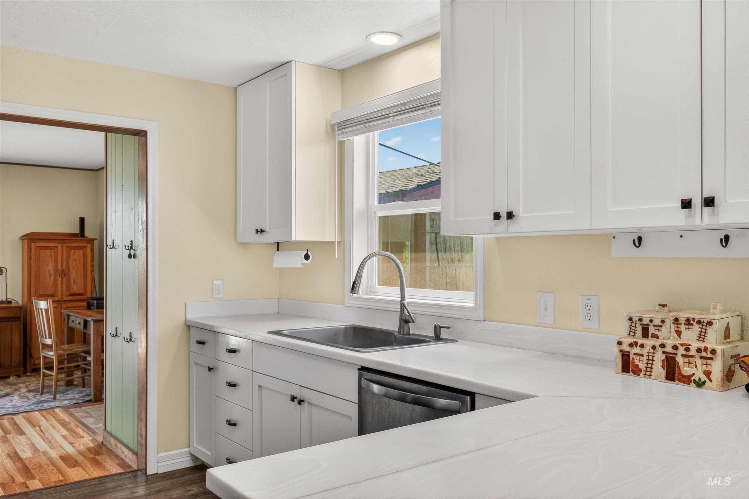 1241 5th Street Property Photo 12