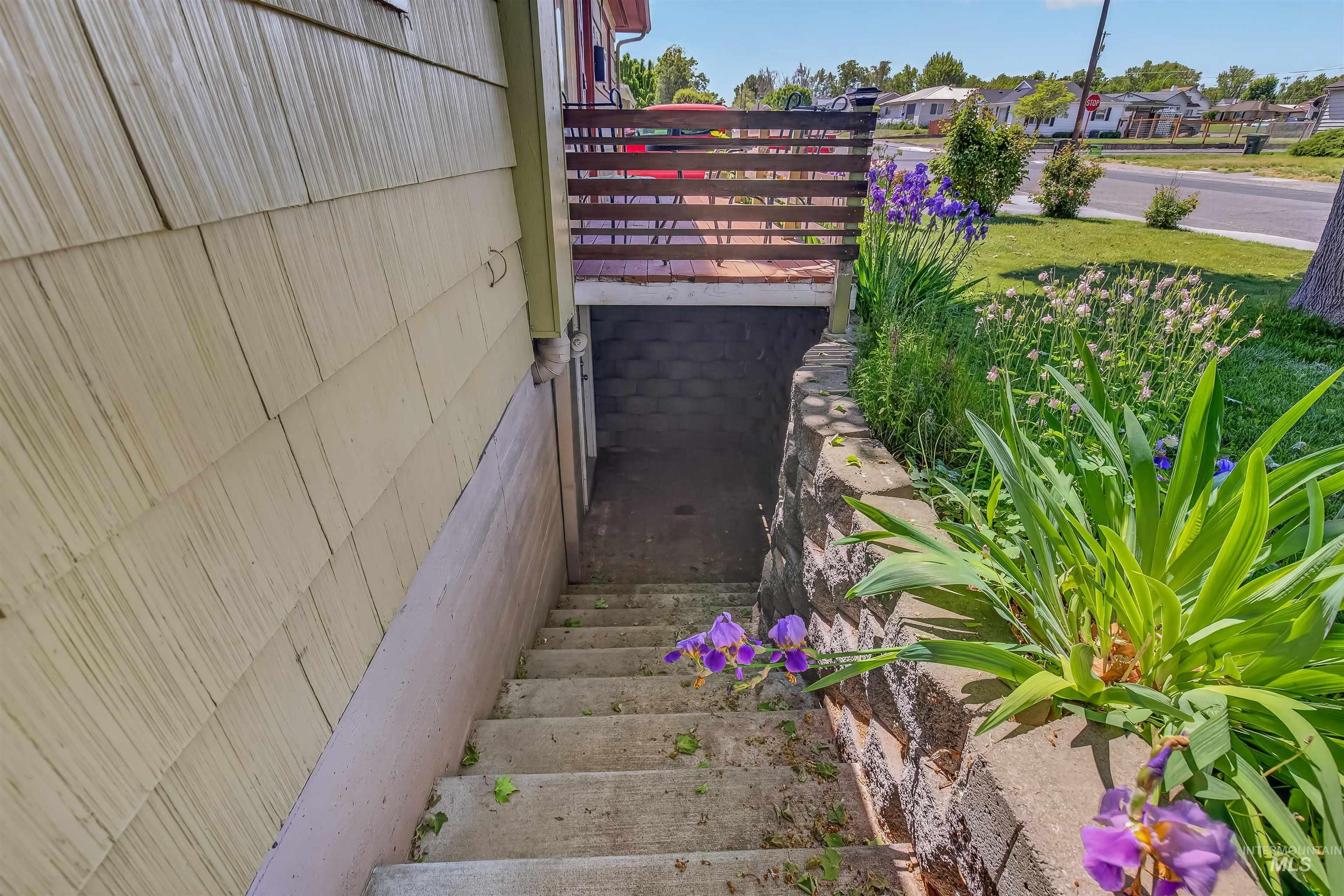 1241 5th Street Property Photo 33
