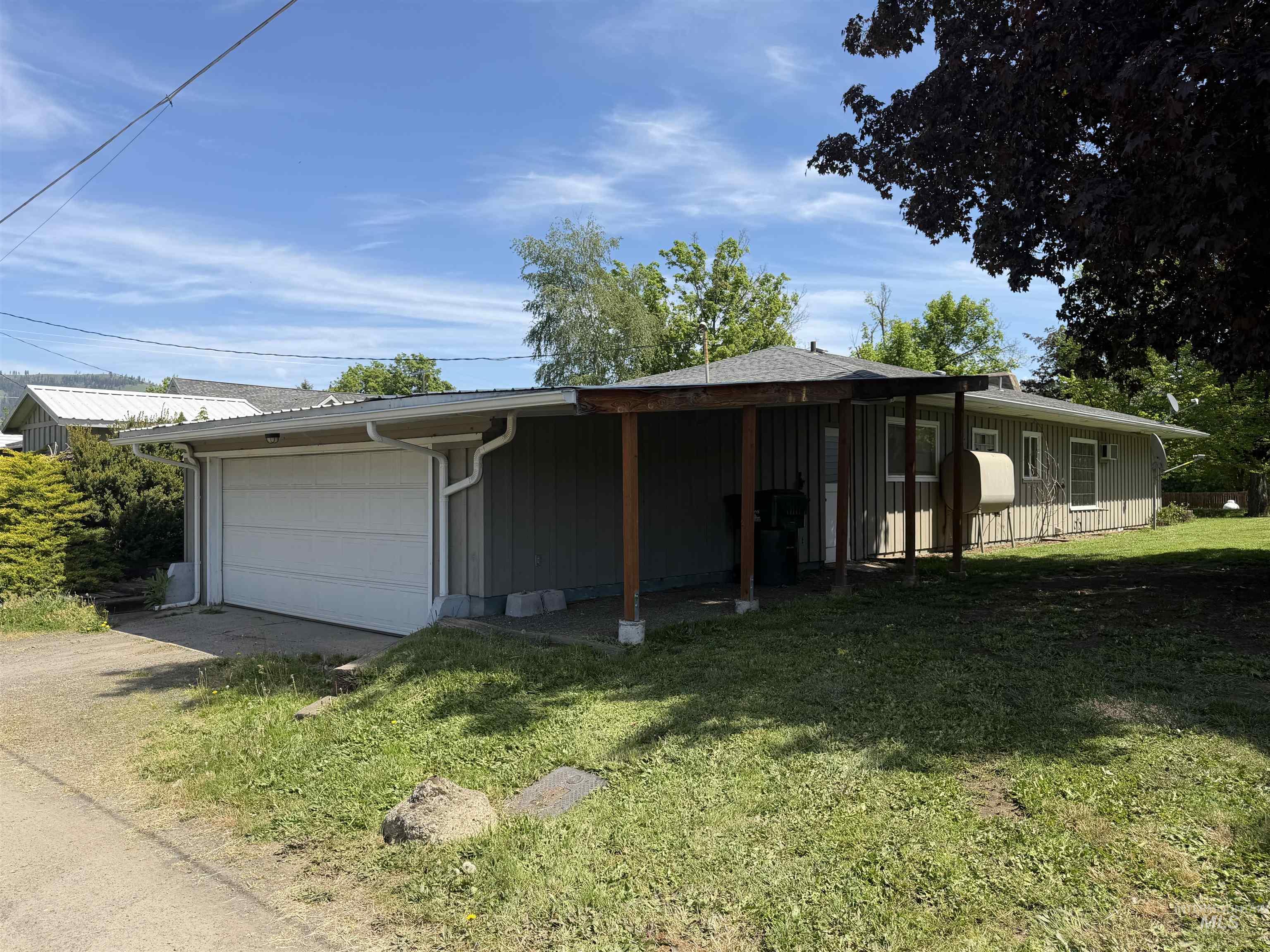 812 Maple Street Property Photo 11