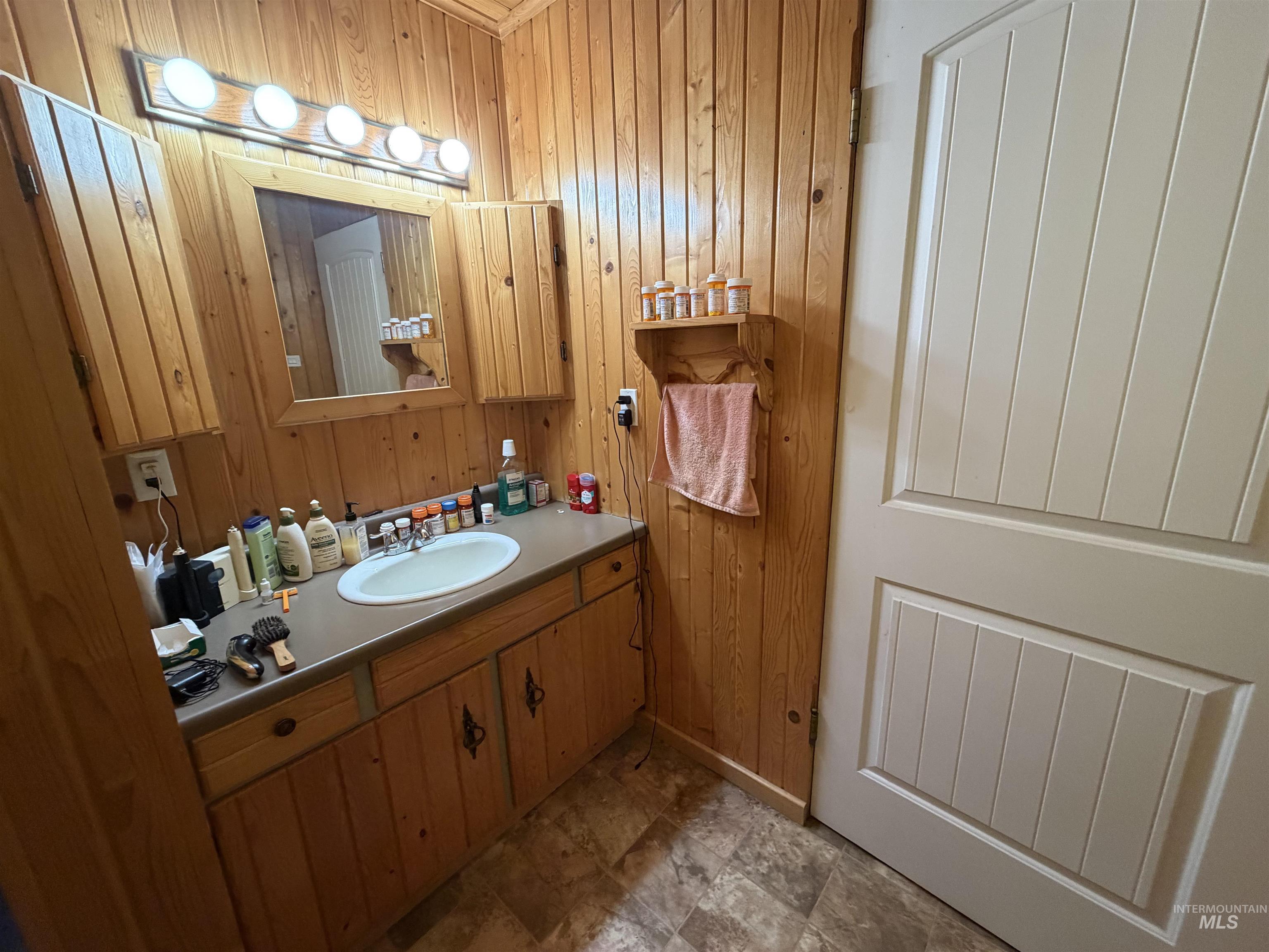 812 Maple Street Property Photo 34