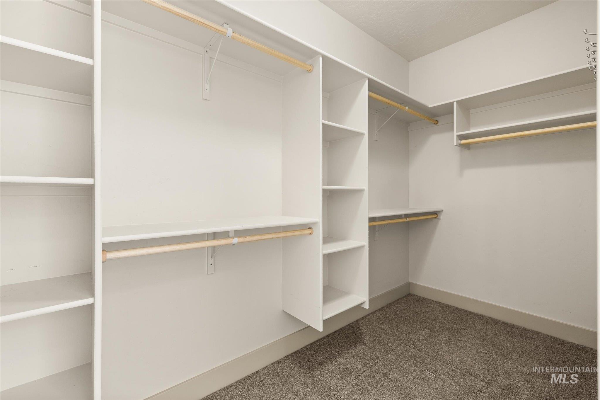 26938 Breakaway Ln Property Photo 34