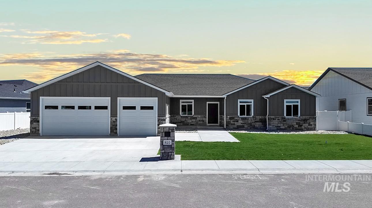 810 Snake River Drive Property Photo 37