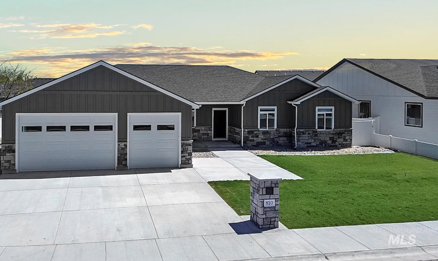 810 Snake River Drive Property Photo 38