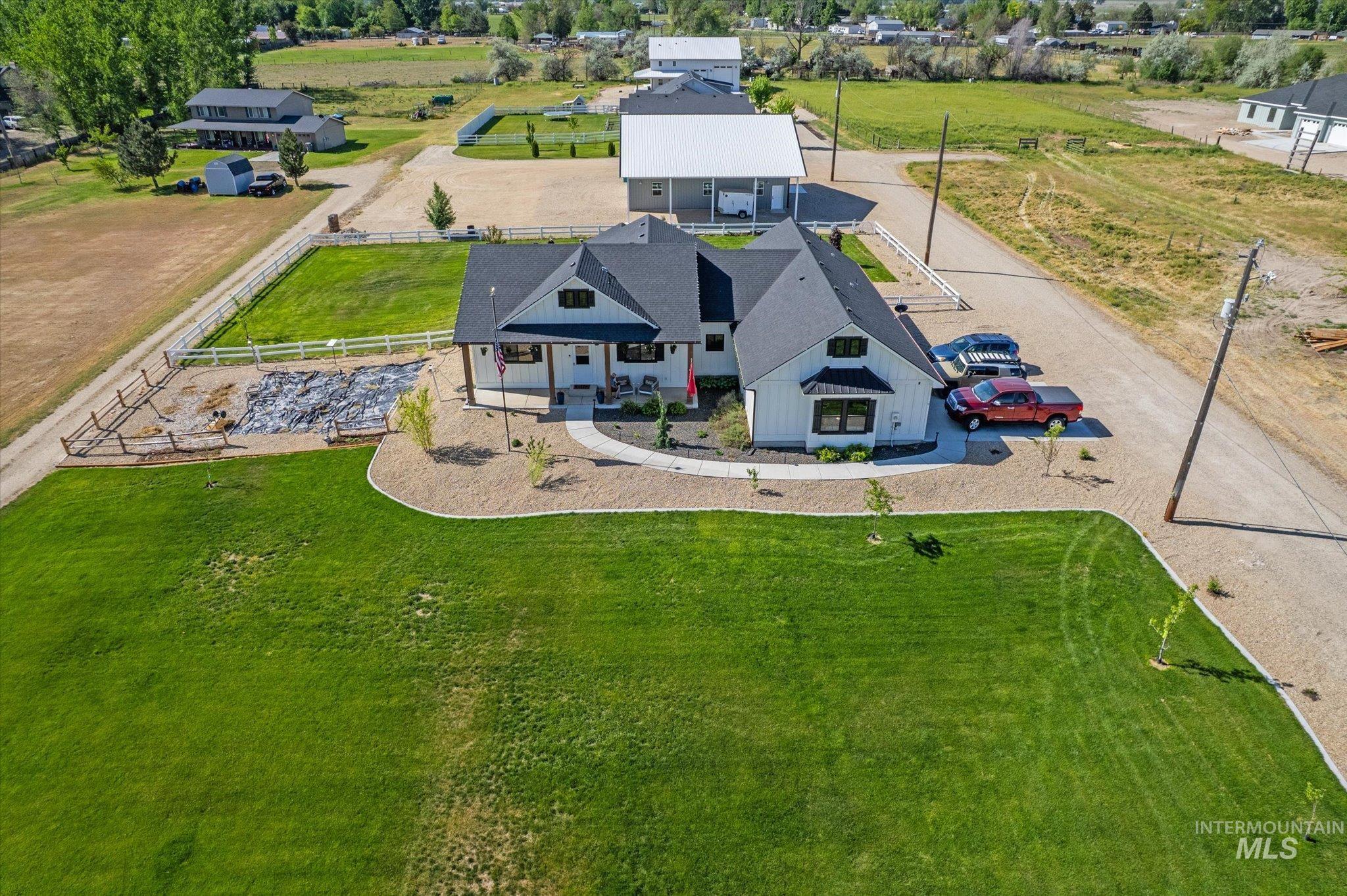 17220 Colbey Lane Property Photo 2