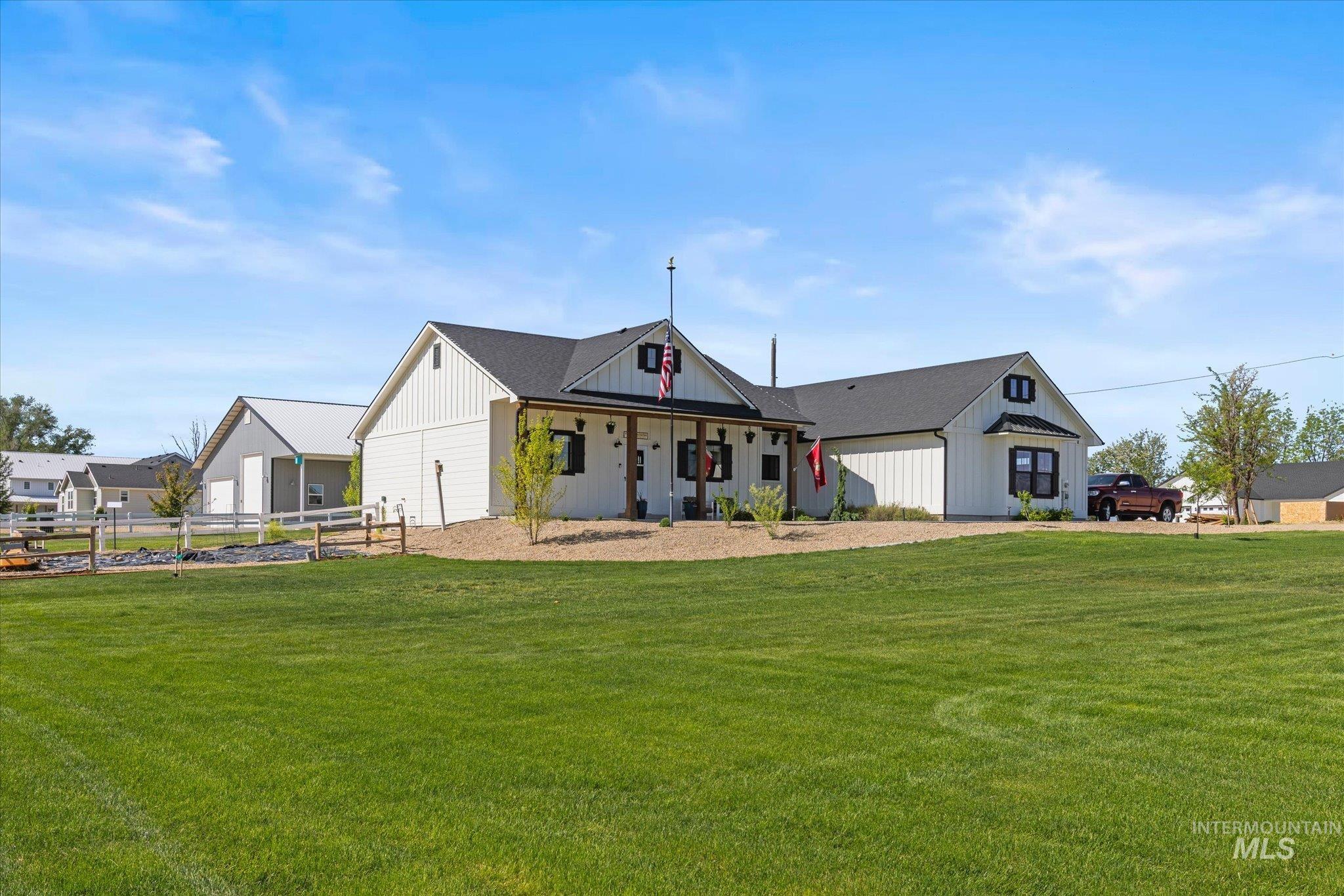 17220 Colbey Lane Property Photo 4