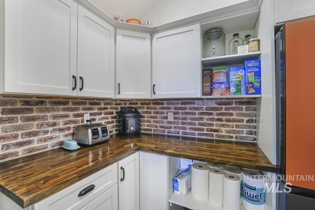 2808 S 850 E Property Photo 16