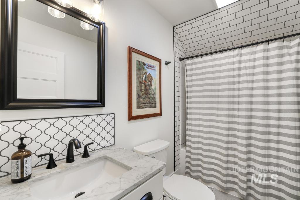 2808 S 850 E Property Photo 43