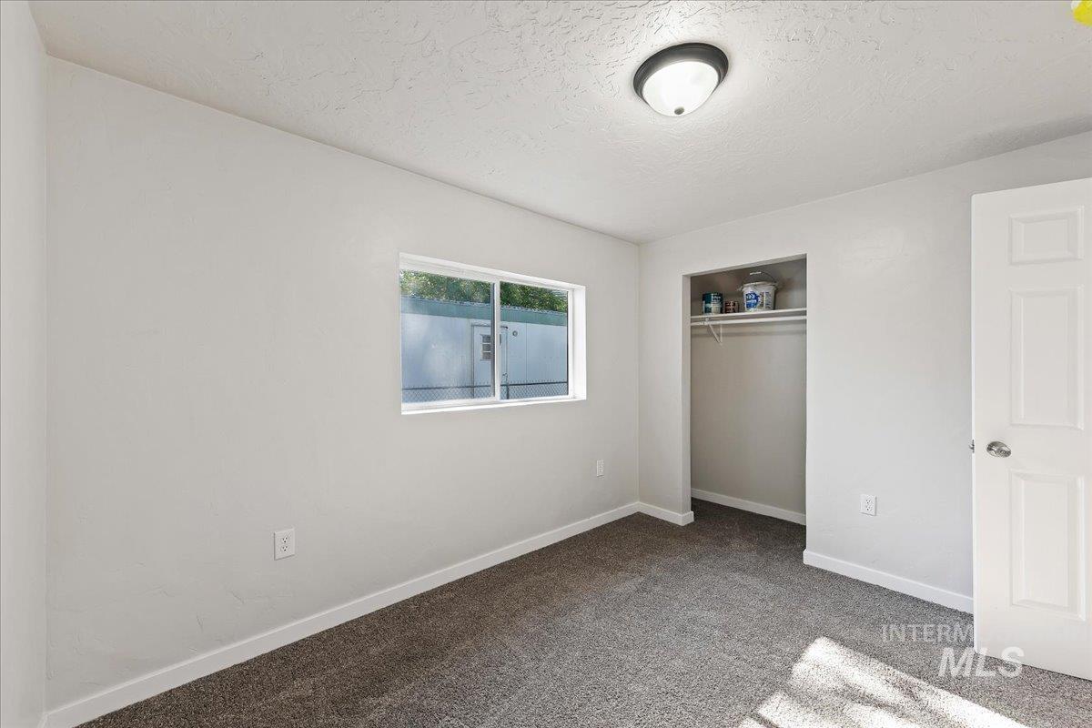 4705 W Freemont Property Photo 11