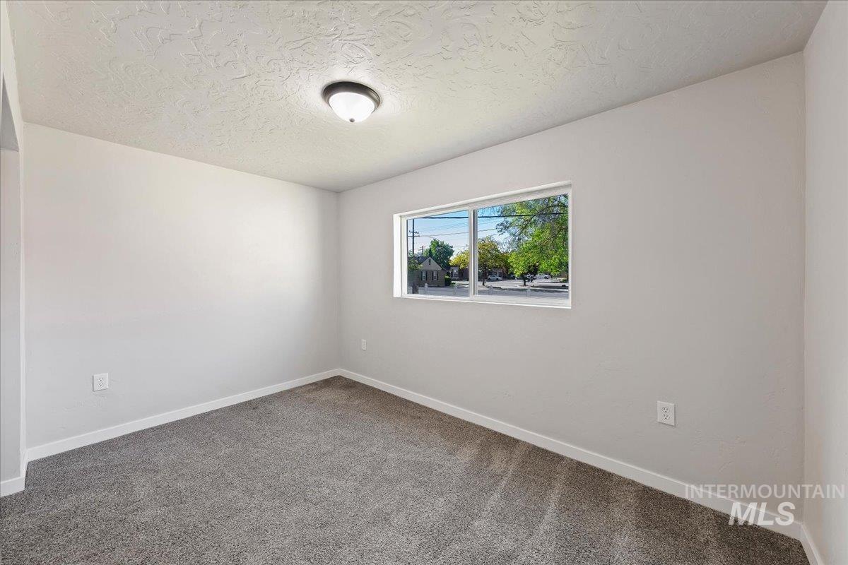 4705 W Freemont Property Photo 17