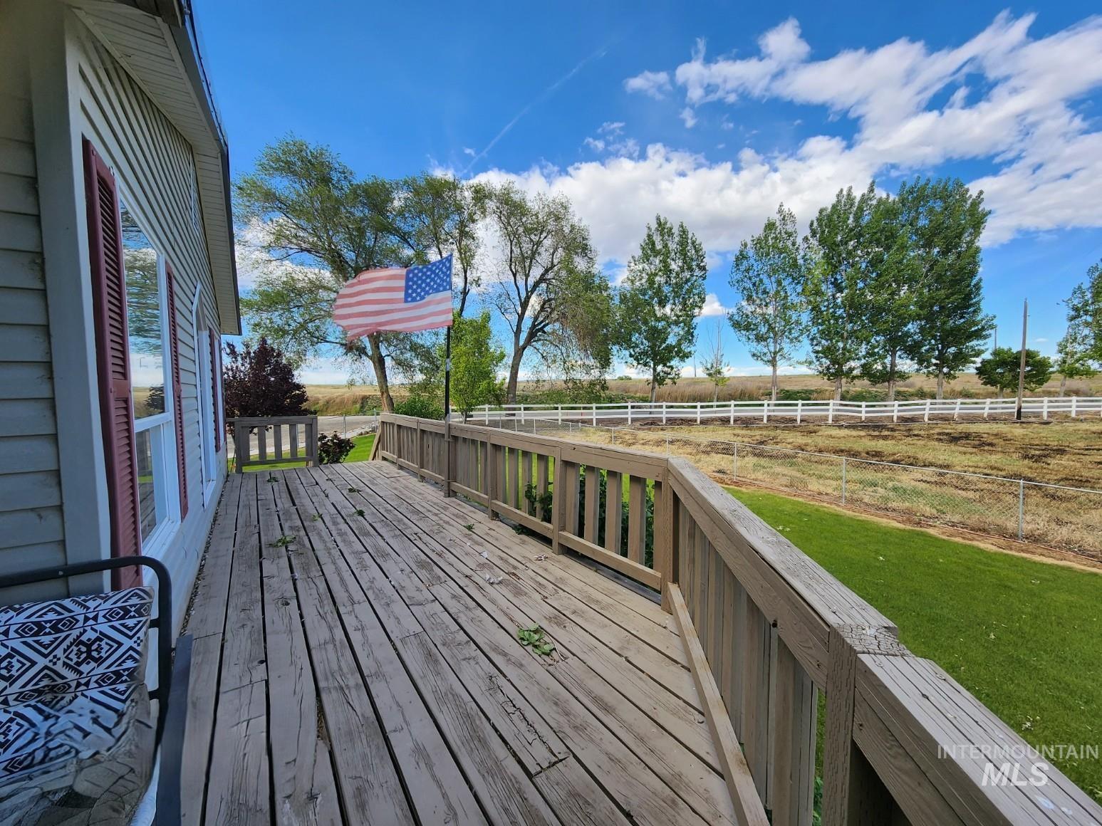 3897 W Elm Road Property Photo 4