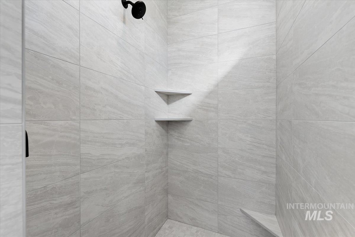 7343 Powell Pl Property Photo 25