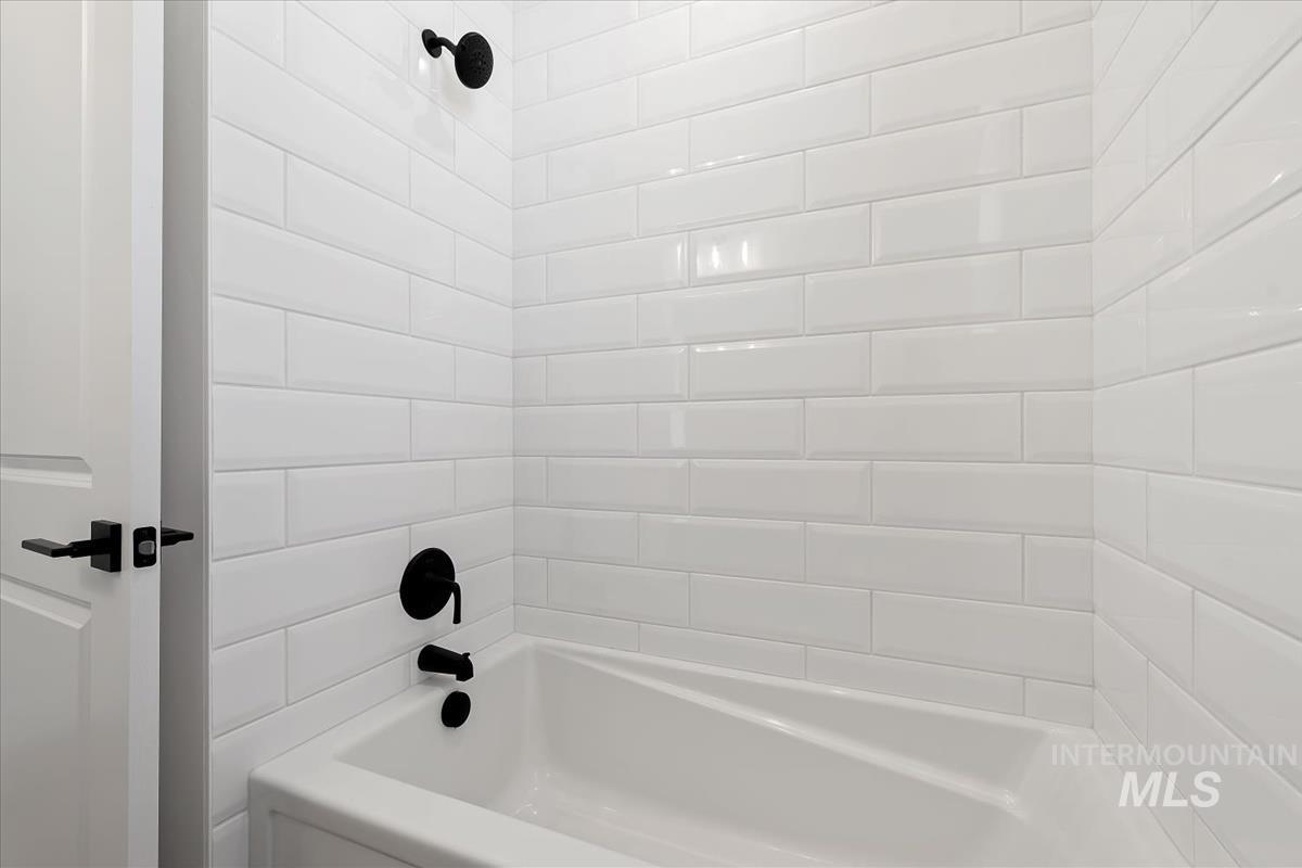 7343 Powell Pl Property Photo 31