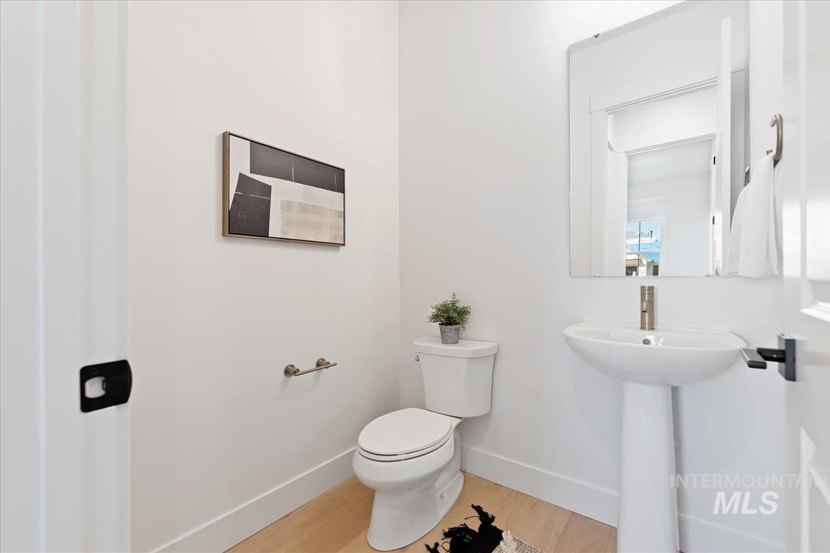 7343 Powell Pl Property Photo 34