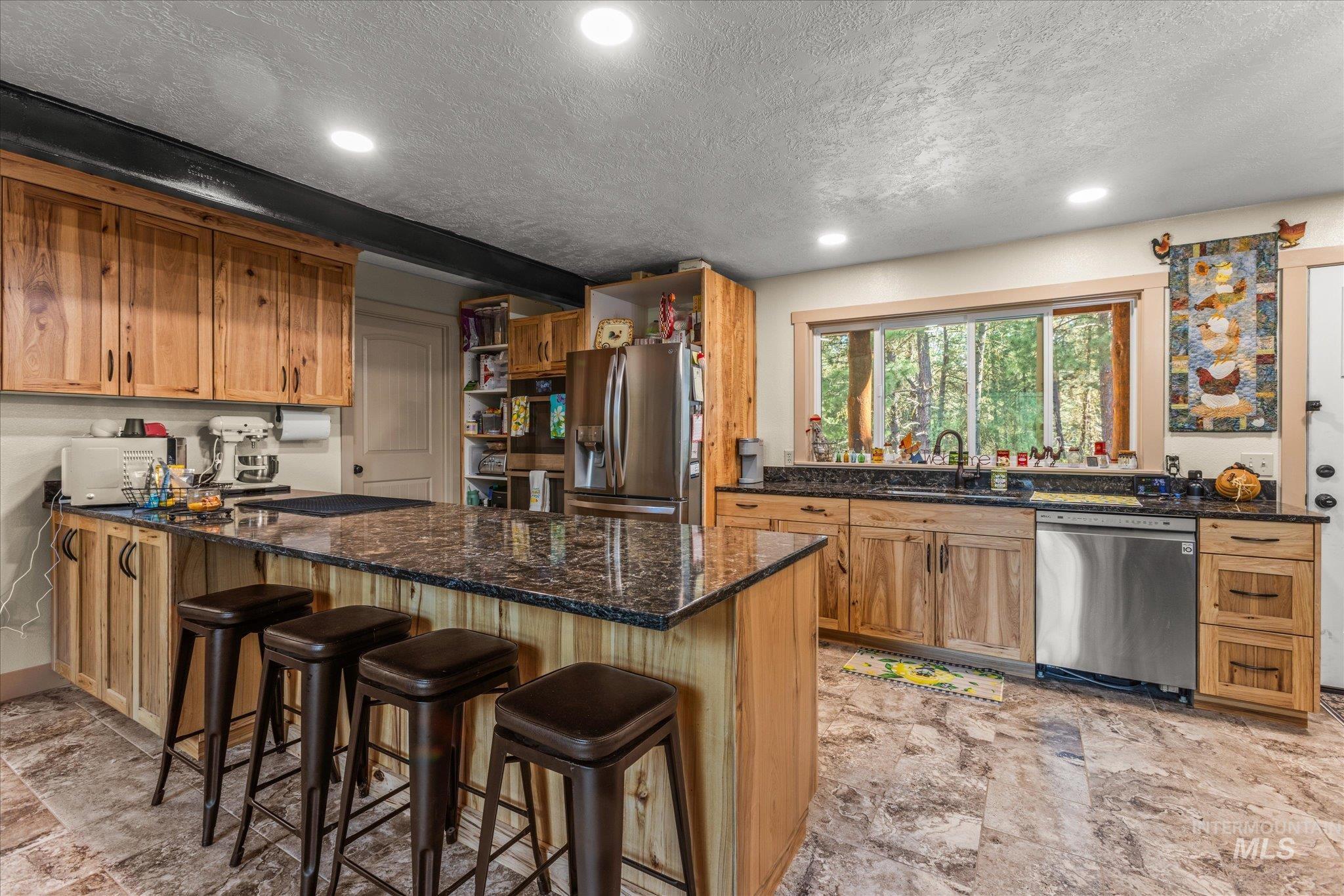 1 Sunset Trail Property Photo 3