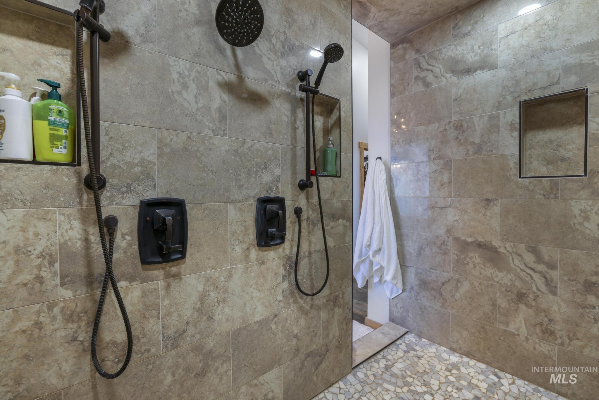 2527 E 1700 N 2527 E 1700 N Property Photo 32