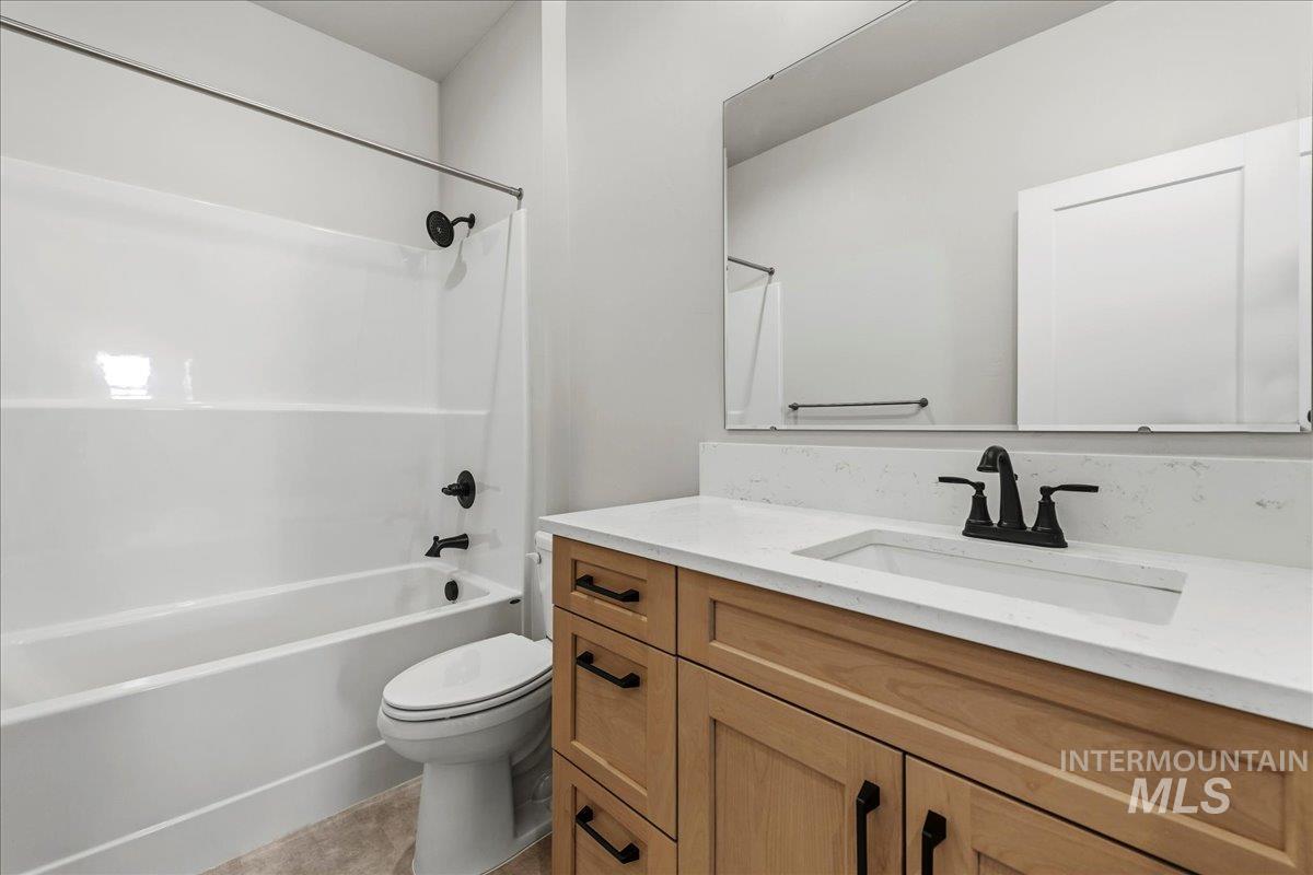 1041 W Malbar St. Property Photo 23