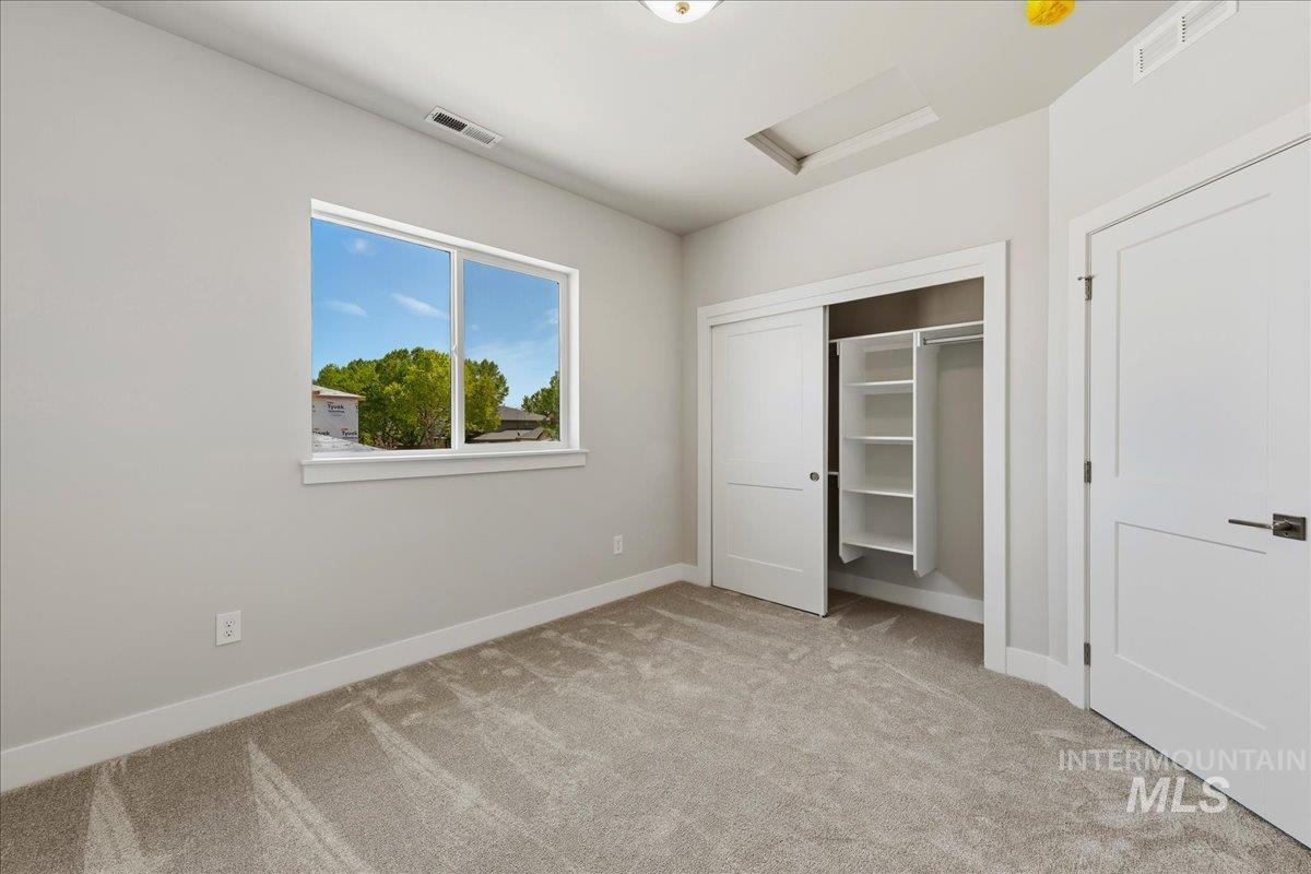 1041 W Malbar St. Property Photo 25