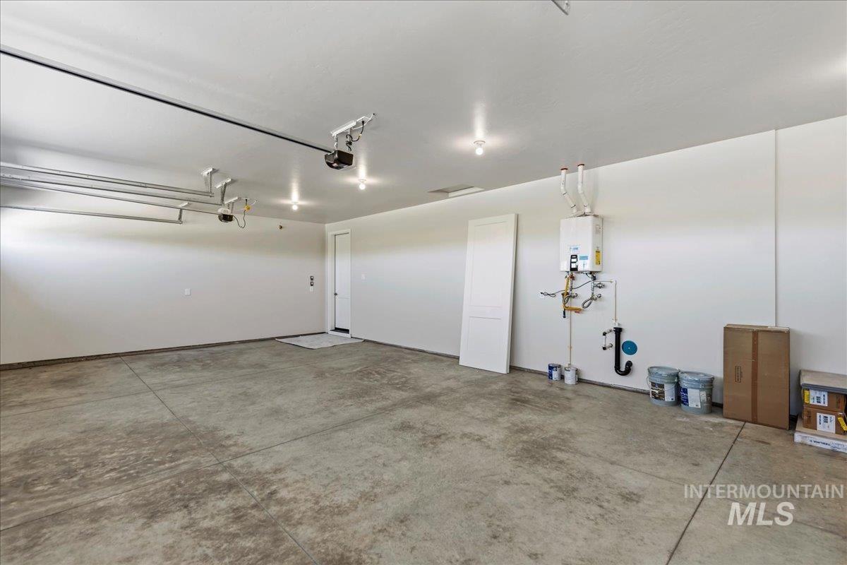1041 W Malbar St. Property Photo 30