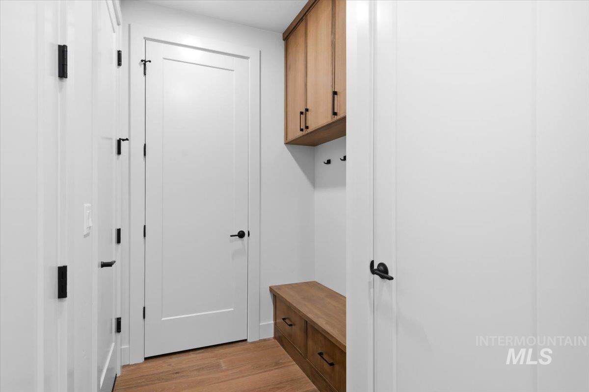833 E Crescendo St Property Photo 18