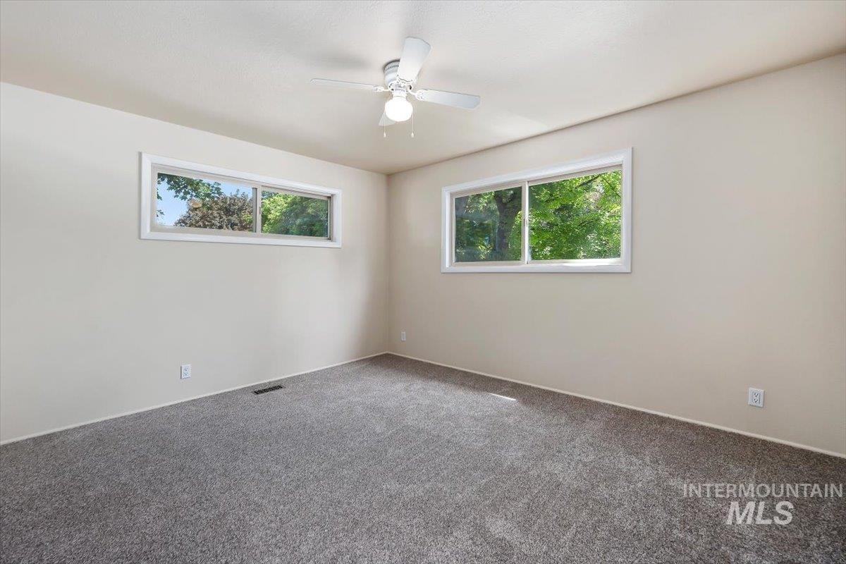 151 Fillmore St Property Photo 18