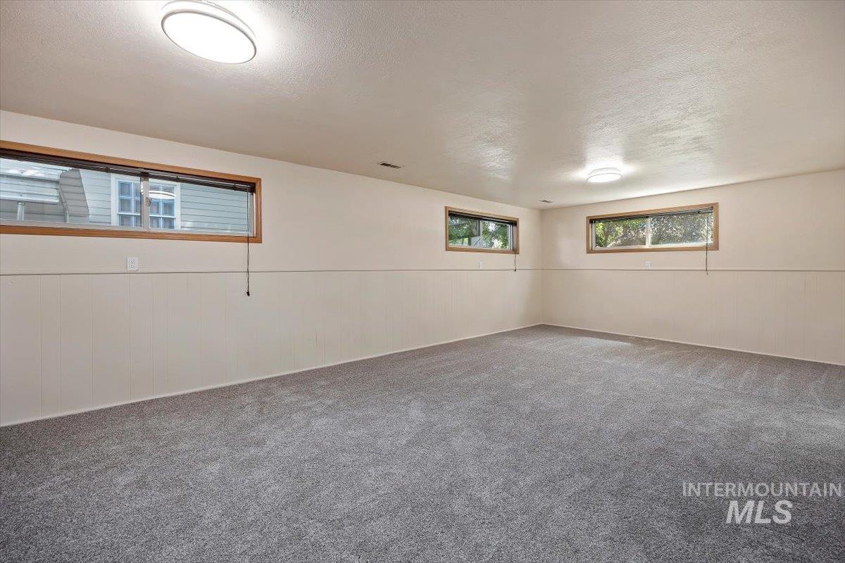 151 Fillmore St Property Photo 23