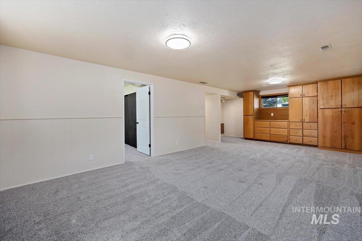 151 Fillmore St Property Photo 24