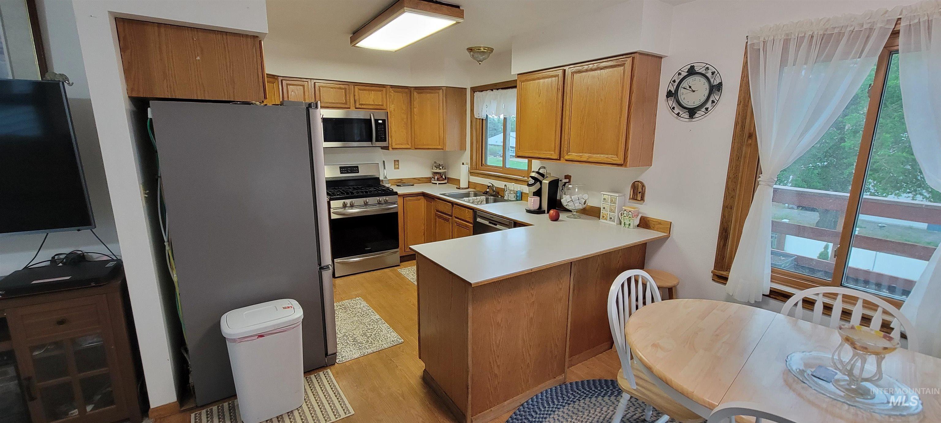 1303 4th St Property Photo 5