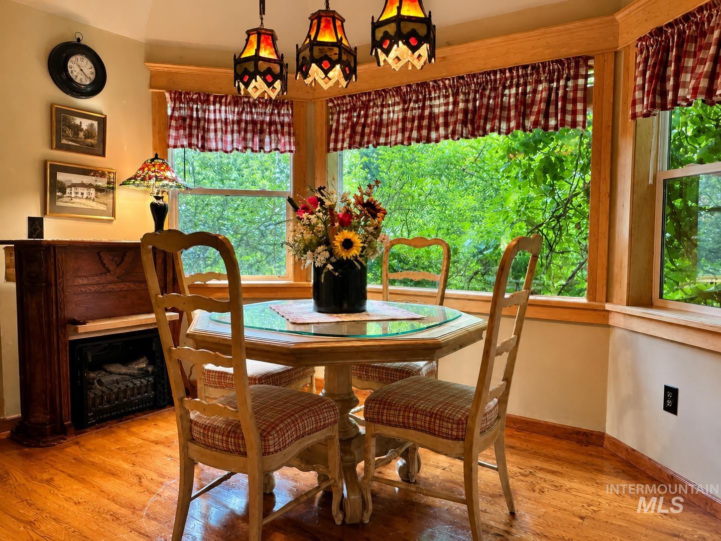 189 Heath Drive Property Photo 3