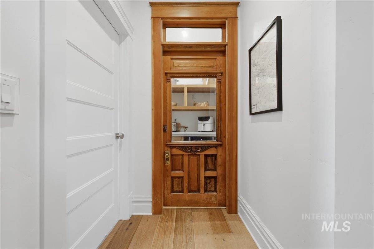 1811 W Greenhurst Rd Property Photo 18