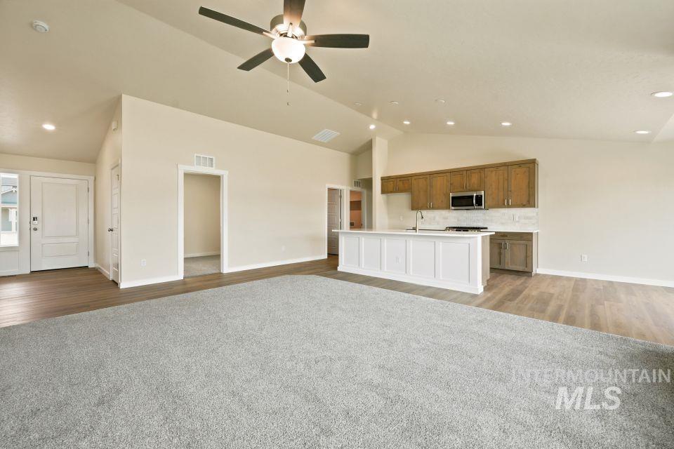 1652 Haystack Rd Property Photo 7
