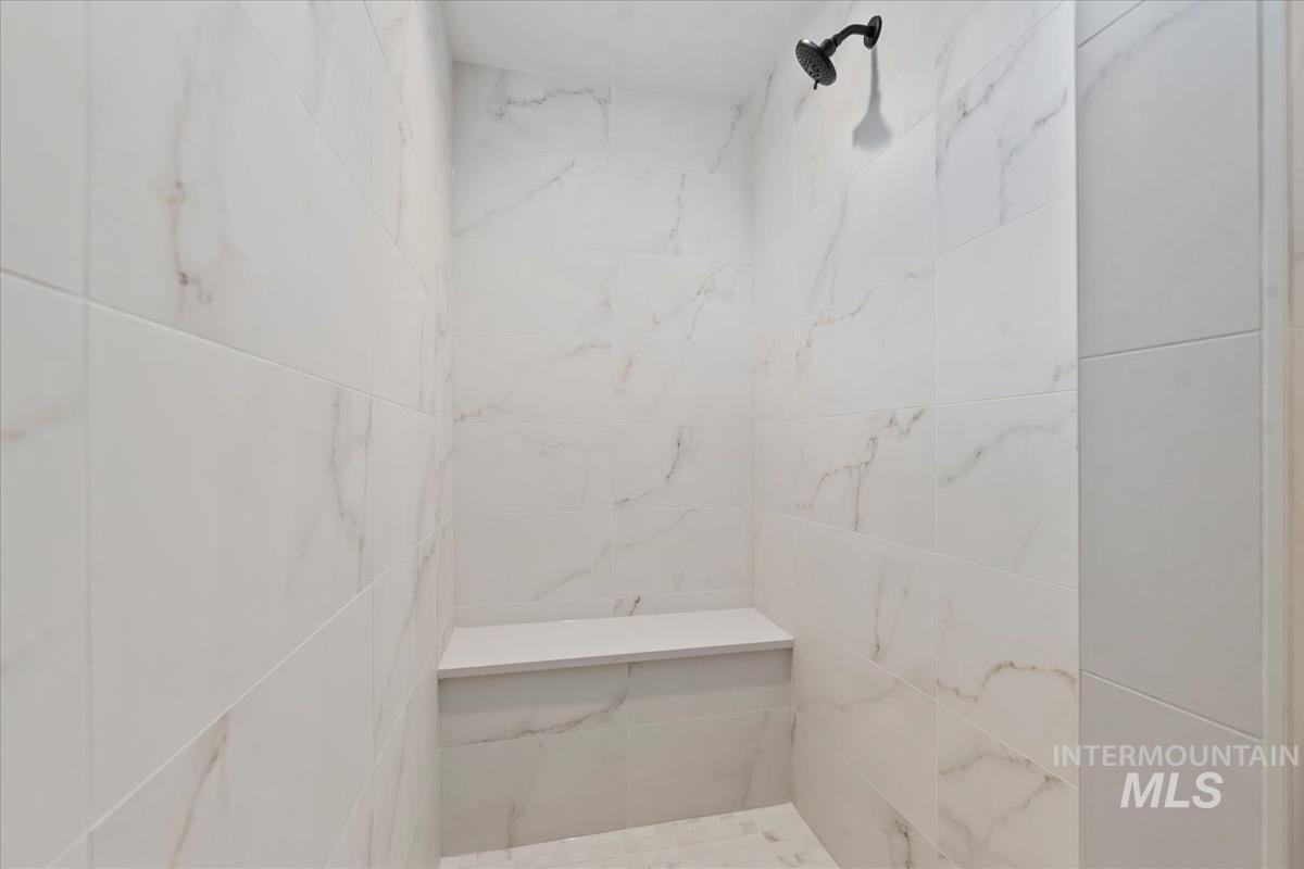 6408 E One Tree Pl. Property Photo 24