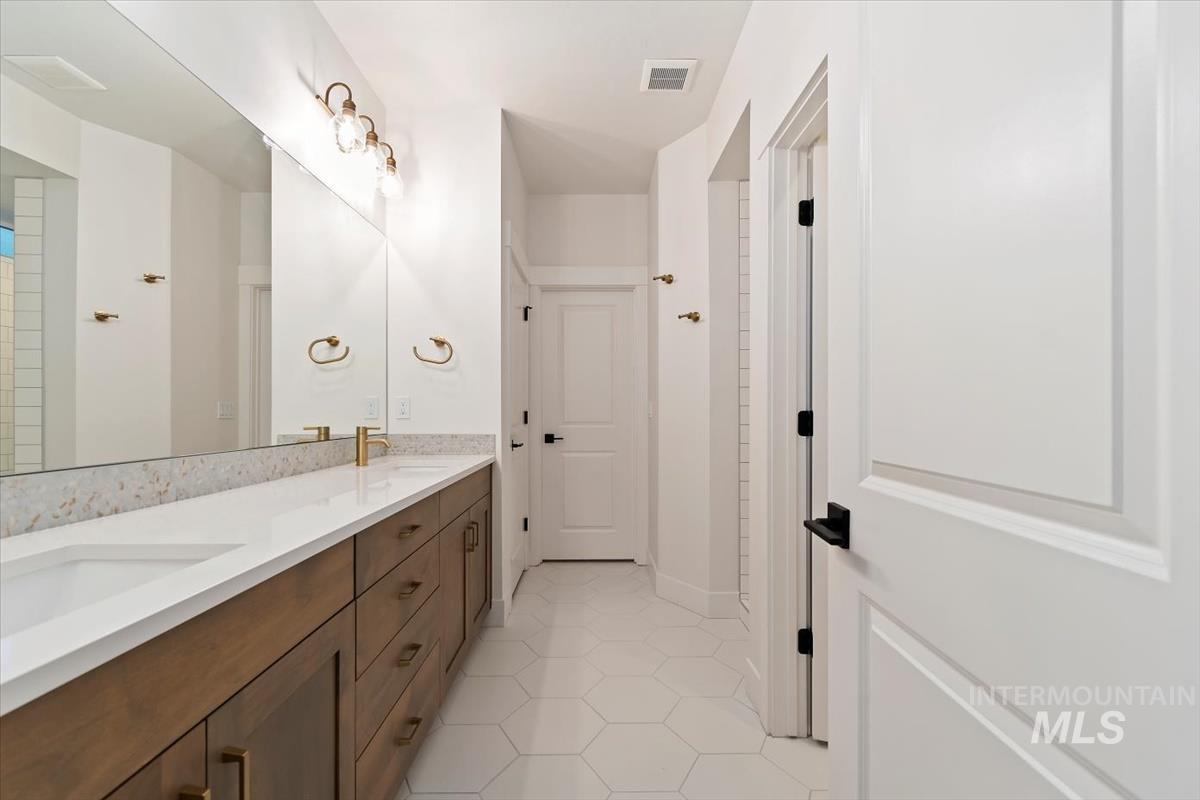 2085 E Sweet Pearl St. Property Photo 21