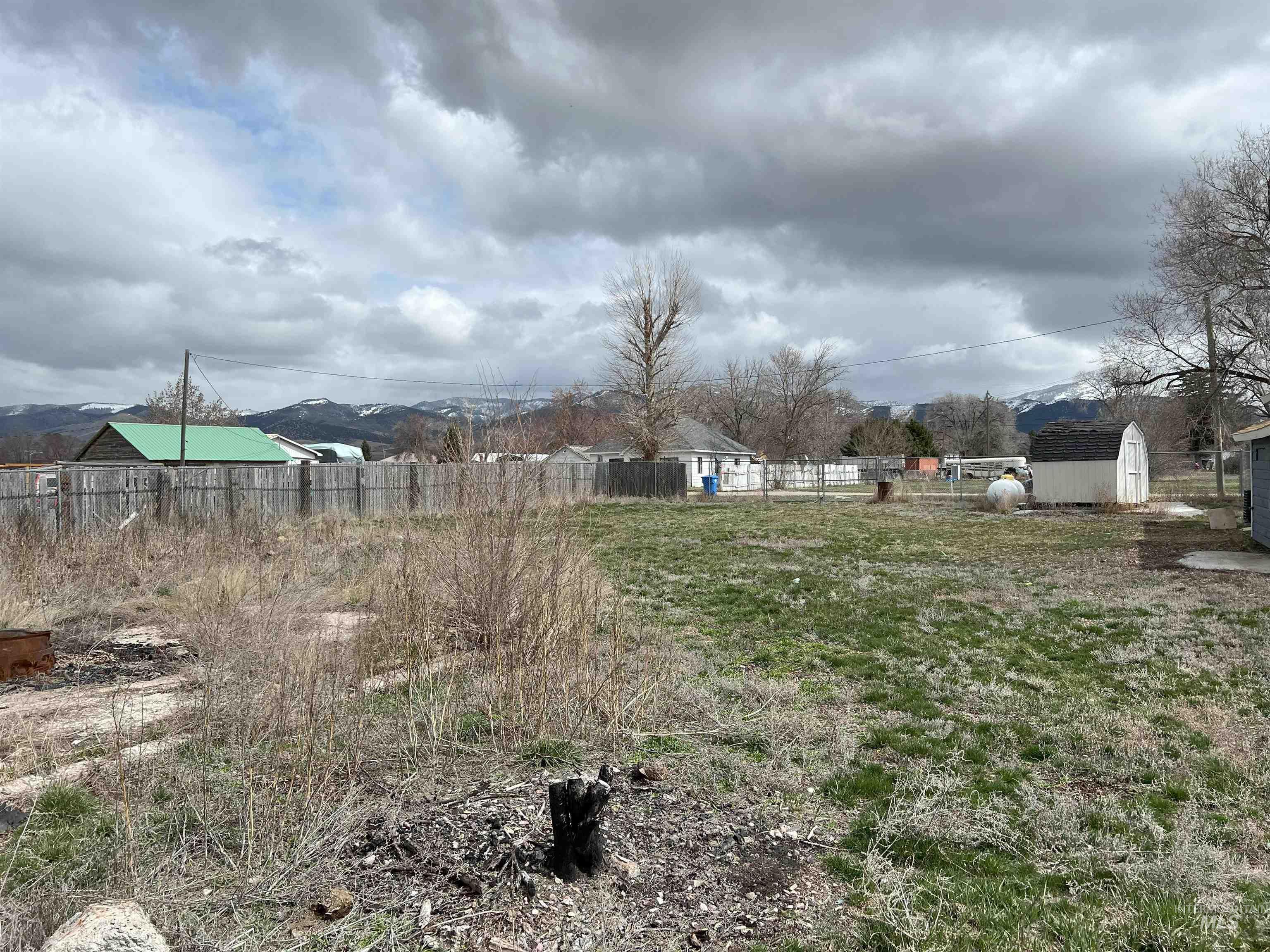 Tbd N 1st W Property Photo 2
