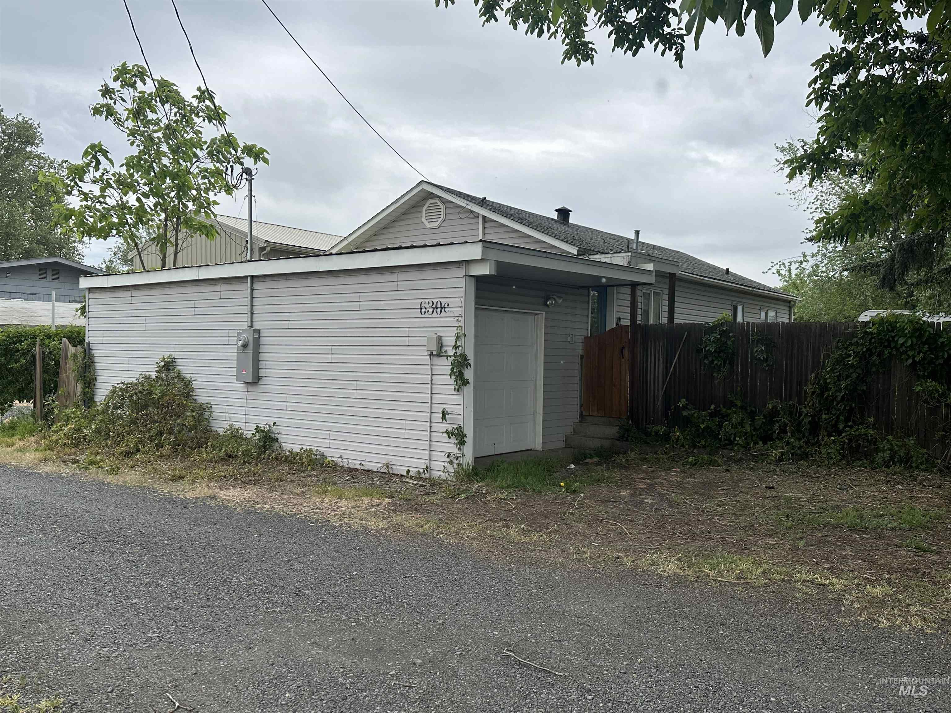 630 Preston Ave Property Photo 1