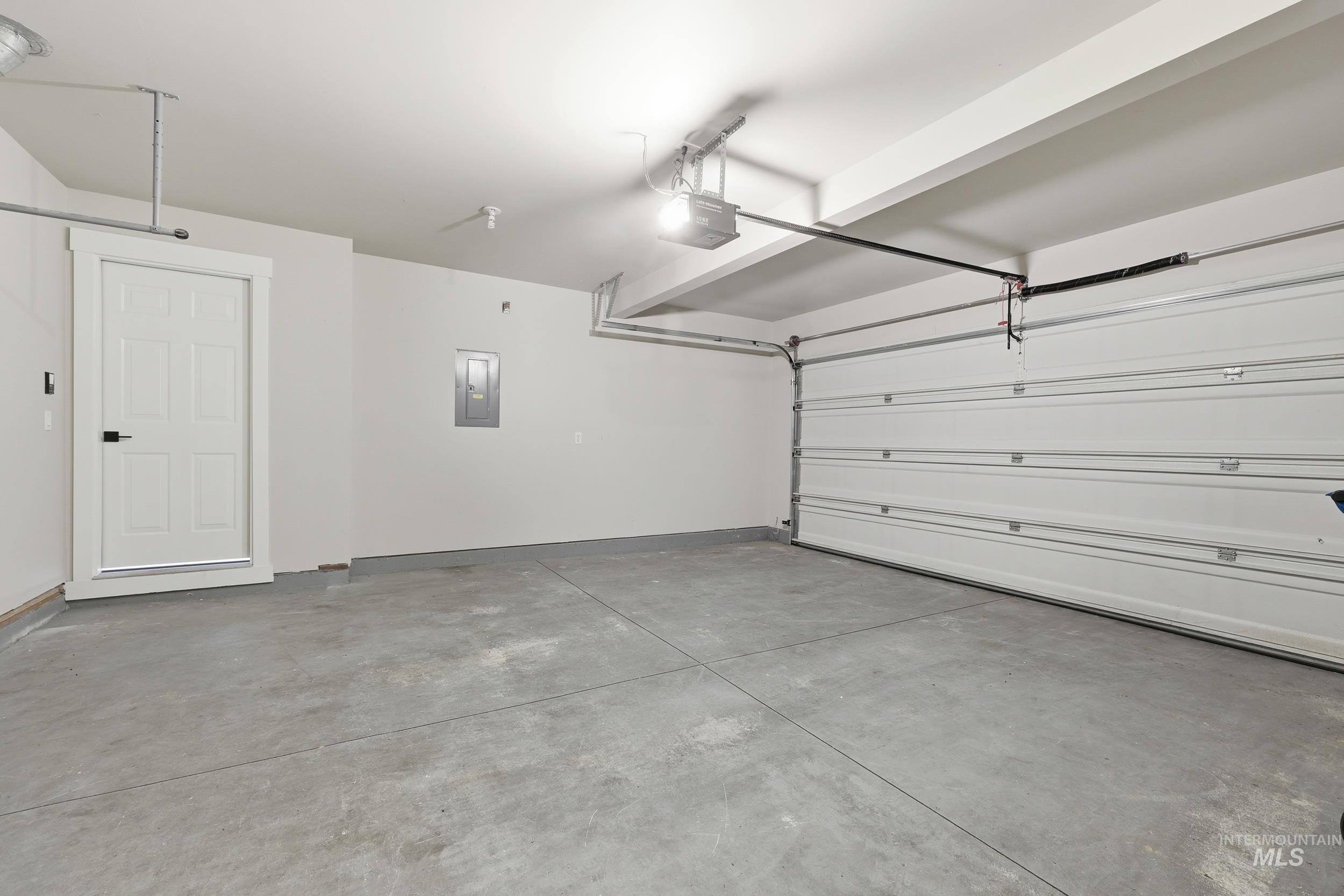 1675 S Annett St Property Photo 39